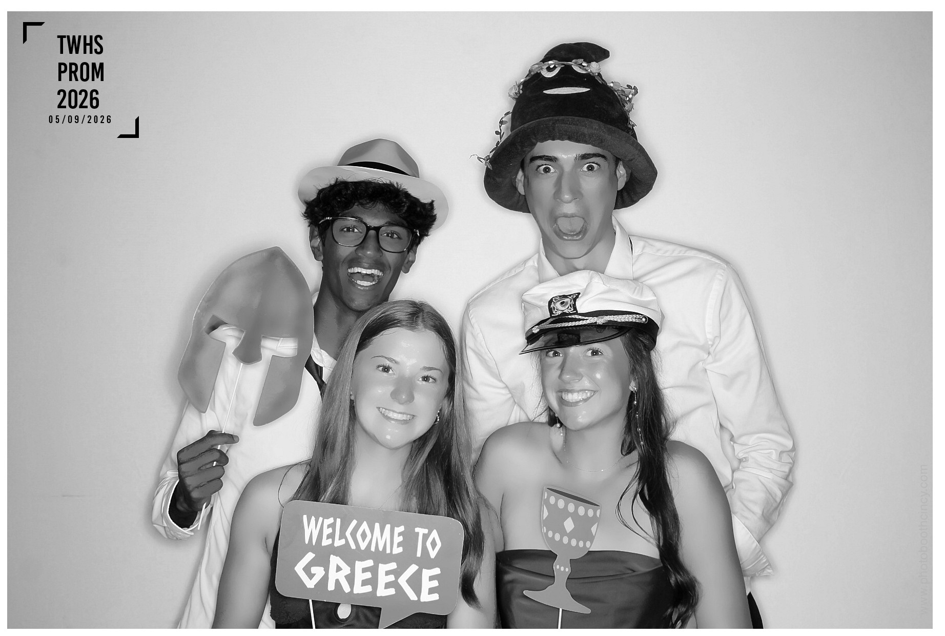 TWHS Prom 2026 | View more photos from the event at gallery.photoboothcincy.com/u/PhotoBoothCincy/TWHS-Prom-2026