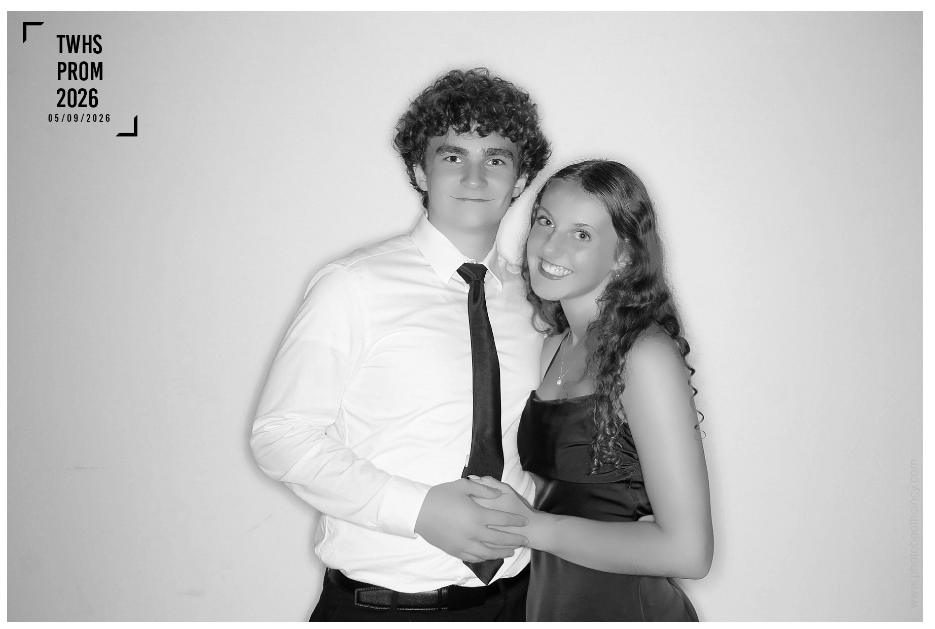 TWHS Prom 2026 | View more photos from the event at gallery.photoboothcincy.com/u/PhotoBoothCincy/TWHS-Prom-2026