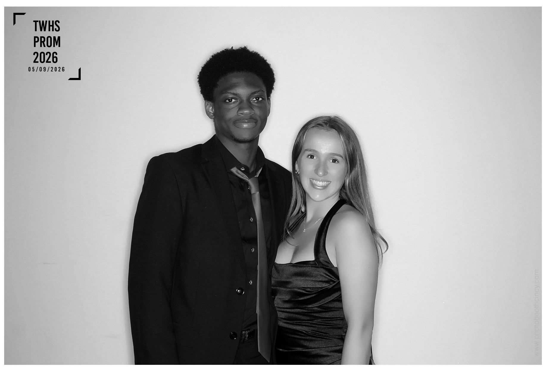 TWHS Prom 2026 | View more photos from the event at gallery.photoboothcincy.com/u/PhotoBoothCincy/TWHS-Prom-2026