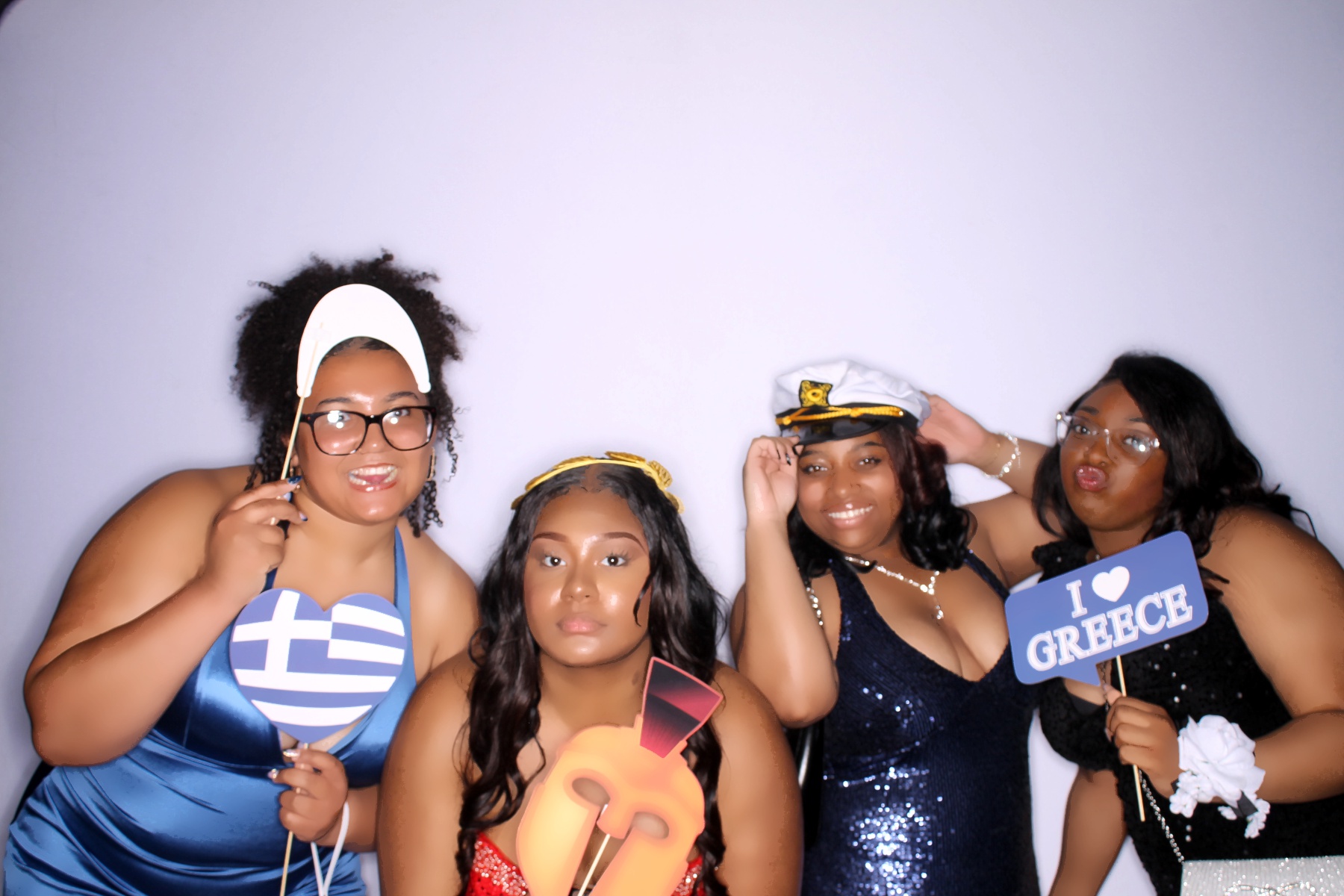 TWHS Prom 2026 | View more photos from the event at gallery.photoboothcincy.com/u/PhotoBoothCincy/TWHS-Prom-2026