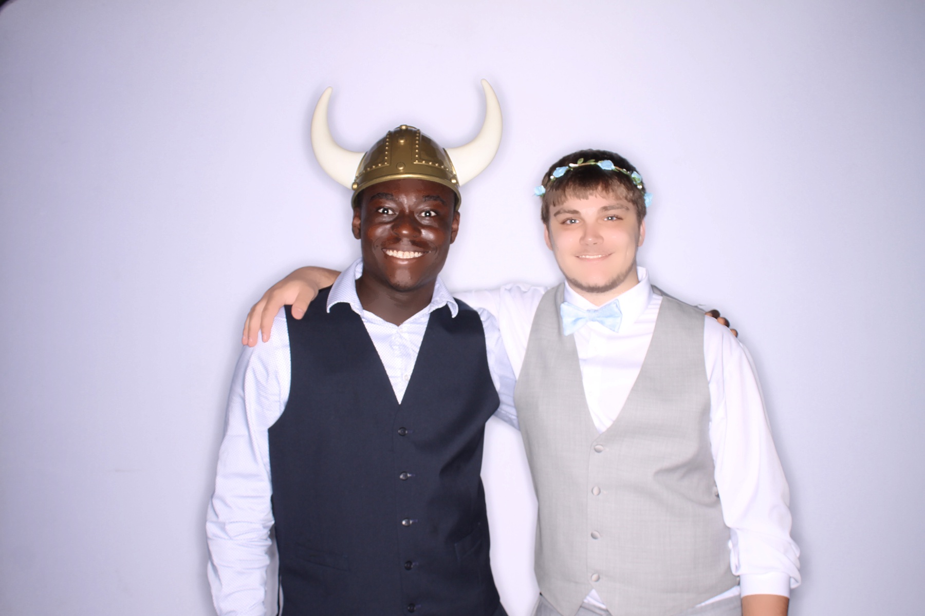 TWHS Prom 2026 | View more photos from the event at gallery.photoboothcincy.com/u/PhotoBoothCincy/TWHS-Prom-2026