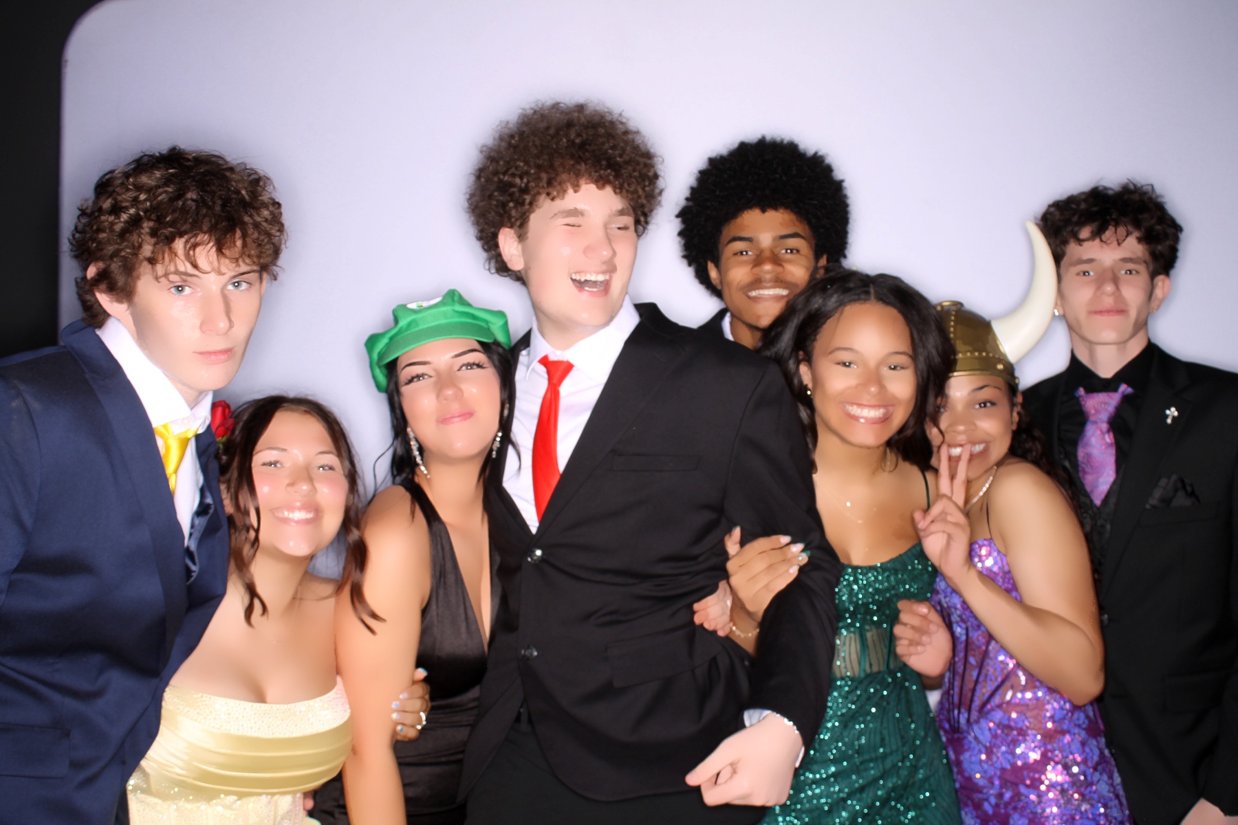 TWHS Prom 2026 | View more photos from the event at gallery.photoboothcincy.com/u/PhotoBoothCincy/TWHS-Prom-2026
