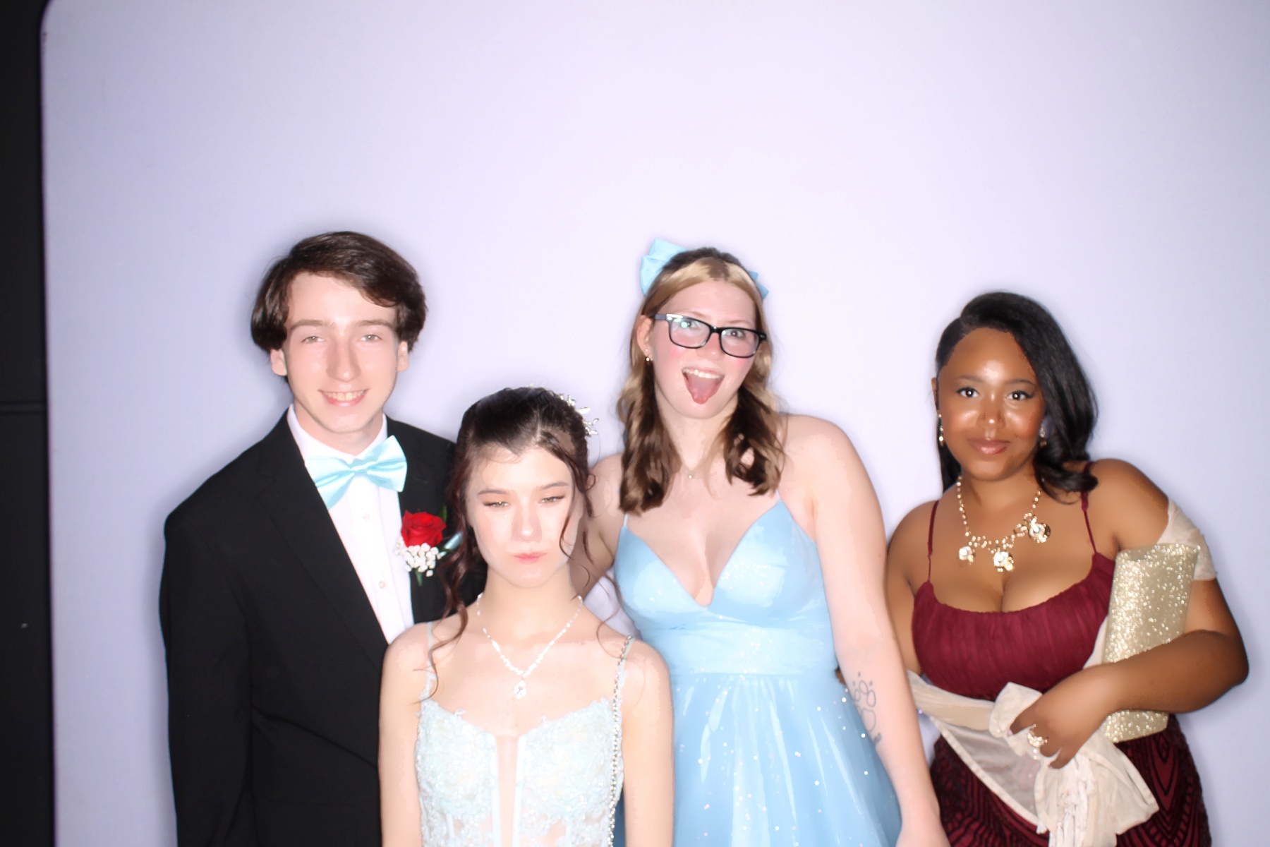 TWHS Prom 2026 | View more photos from the event at gallery.photoboothcincy.com/u/PhotoBoothCincy/TWHS-Prom-2026