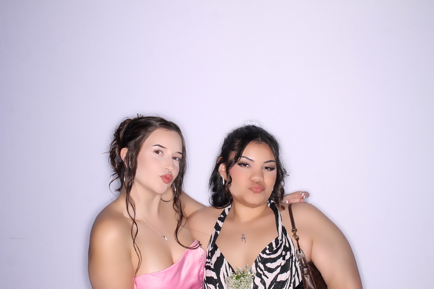 TWHS Prom 2026 | View more photos from the event at gallery.photoboothcincy.com/u/PhotoBoothCincy/TWHS-Prom-2026
