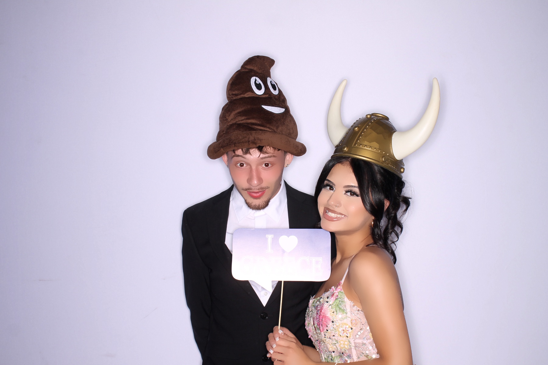 TWHS Prom 2026 | View more photos from the event at gallery.photoboothcincy.com/u/PhotoBoothCincy/TWHS-Prom-2026