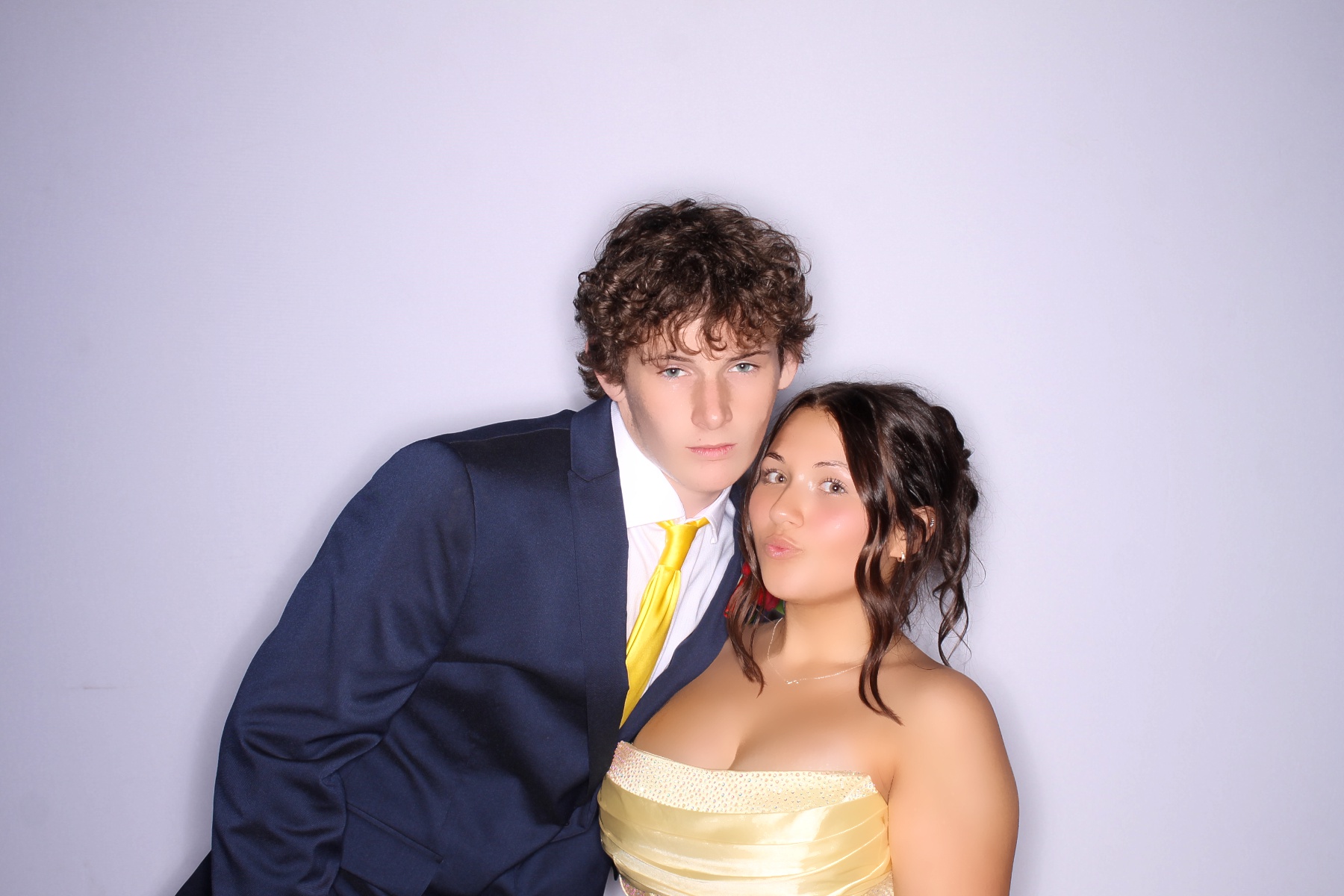 TWHS Prom 2026 | View more photos from the event at gallery.photoboothcincy.com/u/PhotoBoothCincy/TWHS-Prom-2026
