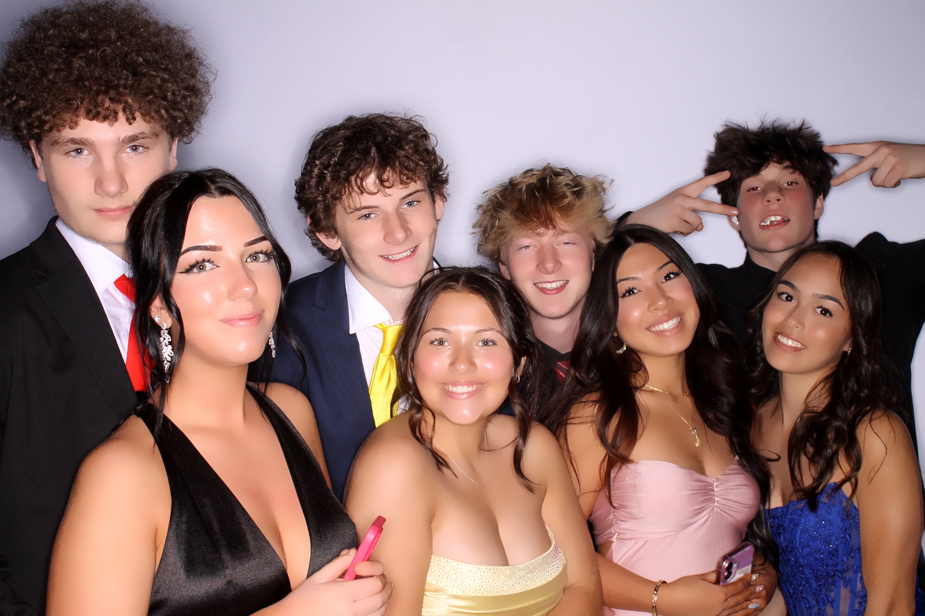 TWHS Prom 2026 | View more photos from the event at gallery.photoboothcincy.com/u/PhotoBoothCincy/TWHS-Prom-2026