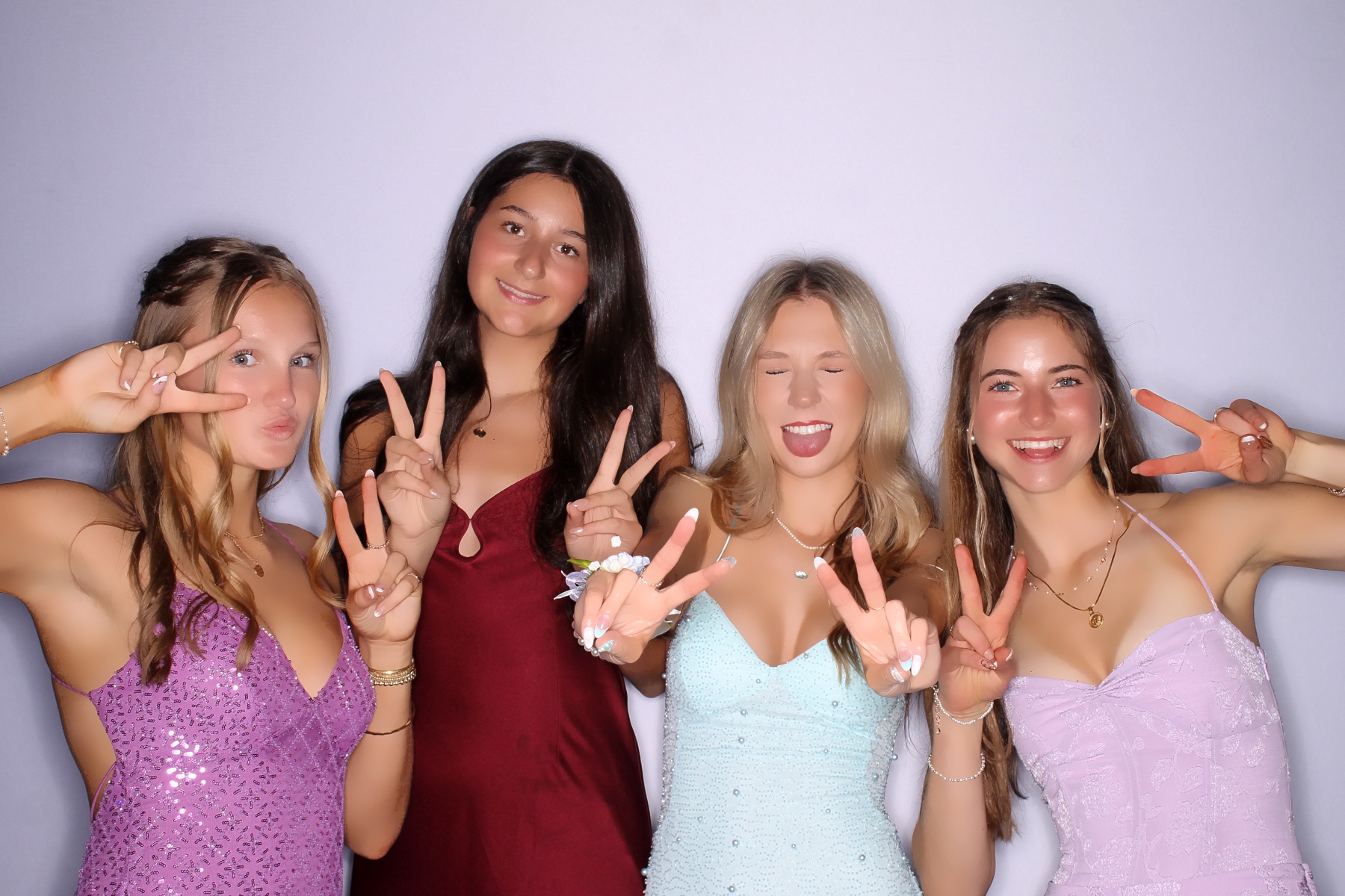 TWHS Prom 2026 | View more photos from the event at gallery.photoboothcincy.com/u/PhotoBoothCincy/TWHS-Prom-2026