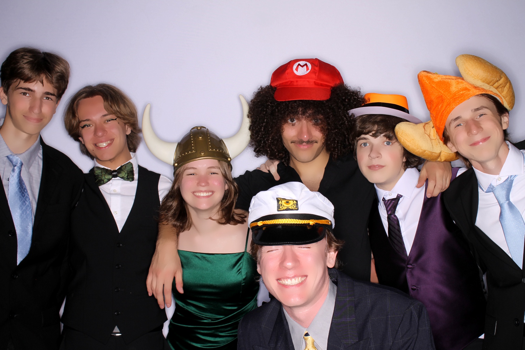 TWHS Prom 2026 | View more photos from the event at gallery.photoboothcincy.com/u/PhotoBoothCincy/TWHS-Prom-2026