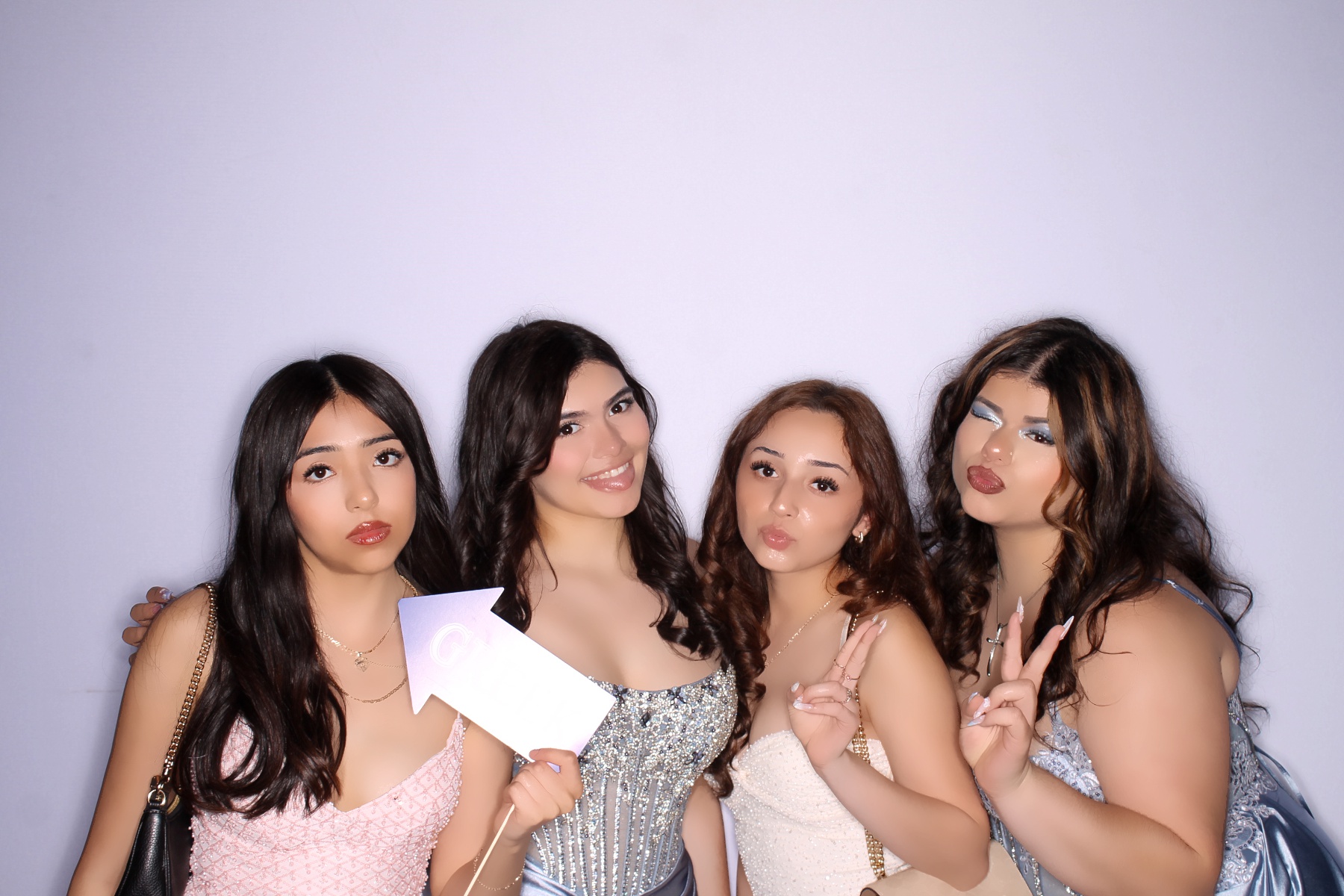 TWHS Prom 2026 | View more photos from the event at gallery.photoboothcincy.com/u/PhotoBoothCincy/TWHS-Prom-2026