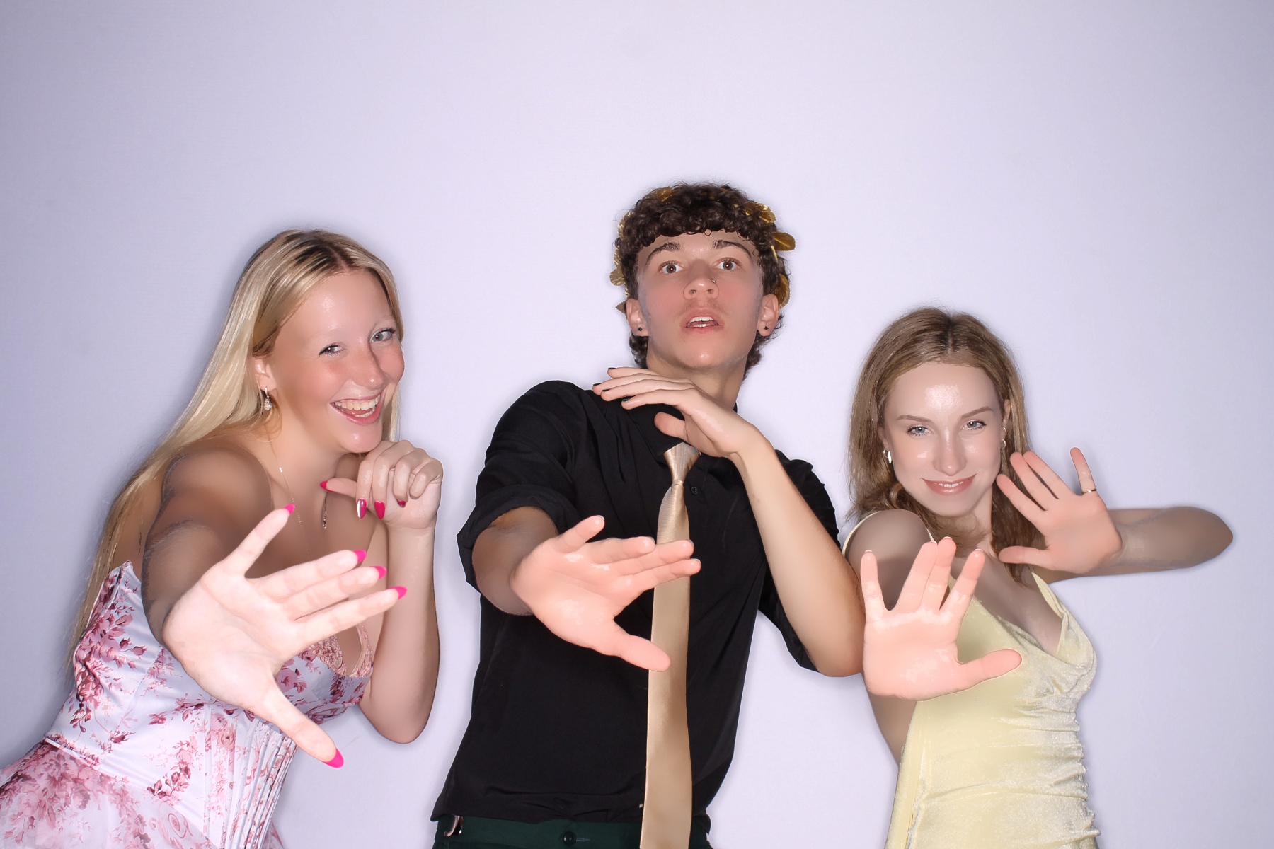 TWHS Prom 2026 | View more photos from the event at gallery.photoboothcincy.com/u/PhotoBoothCincy/TWHS-Prom-2026