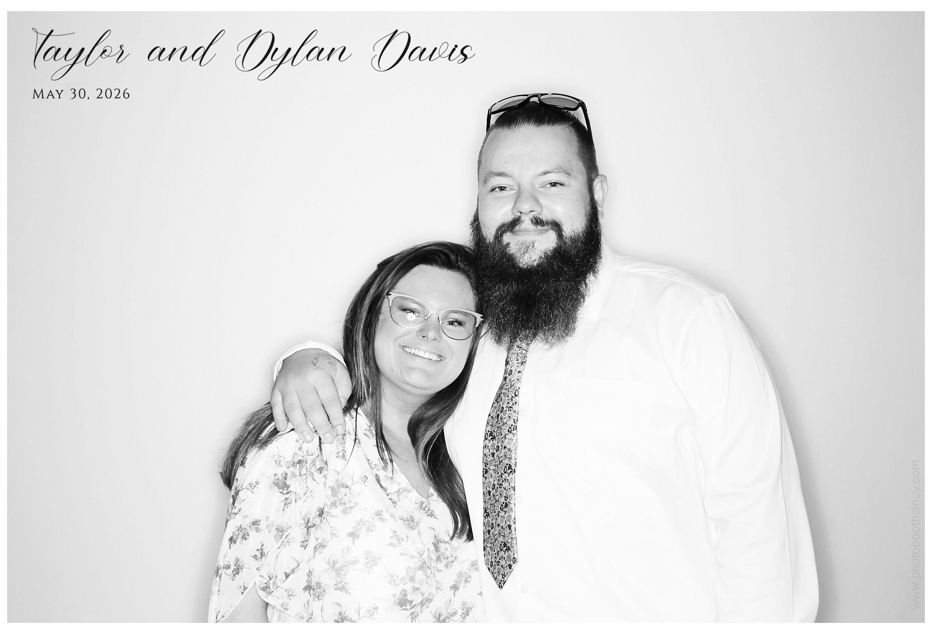 Taylor & Dylan Davis | View more photos from the event at gallery.photoboothcincy.com/u/PhotoBoothCincy/Taylor-Dylan-Davis