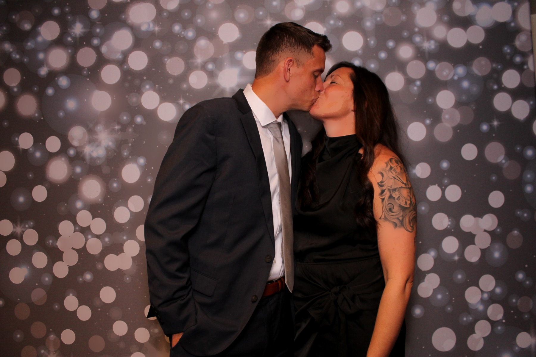 Taylor & Mitchell | View more photos from the event at gallery.photoboothcincy.com/u/PhotoBoothCincy/Taylor-Mitchell