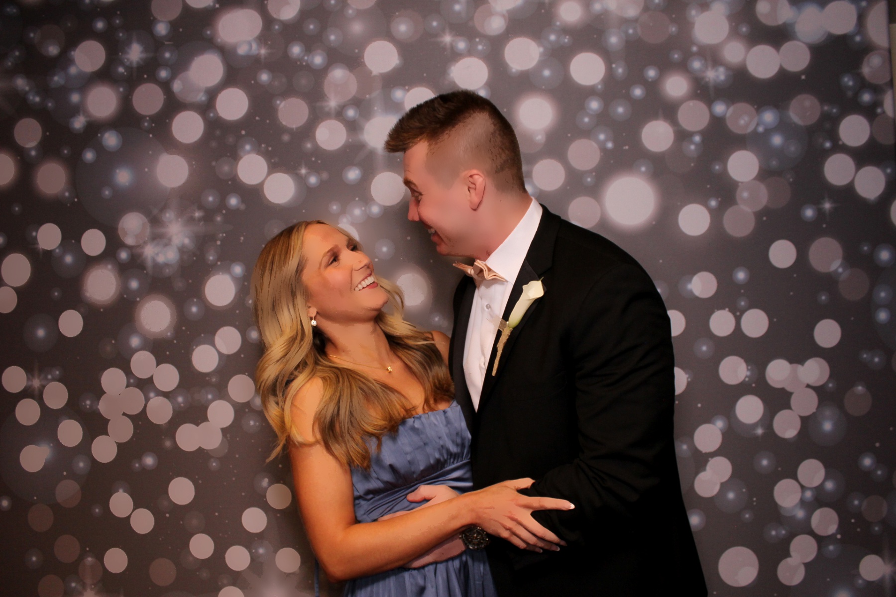 Taylor & Mitchell | View more photos from the event at gallery.photoboothcincy.com/u/PhotoBoothCincy/Taylor-Mitchell
