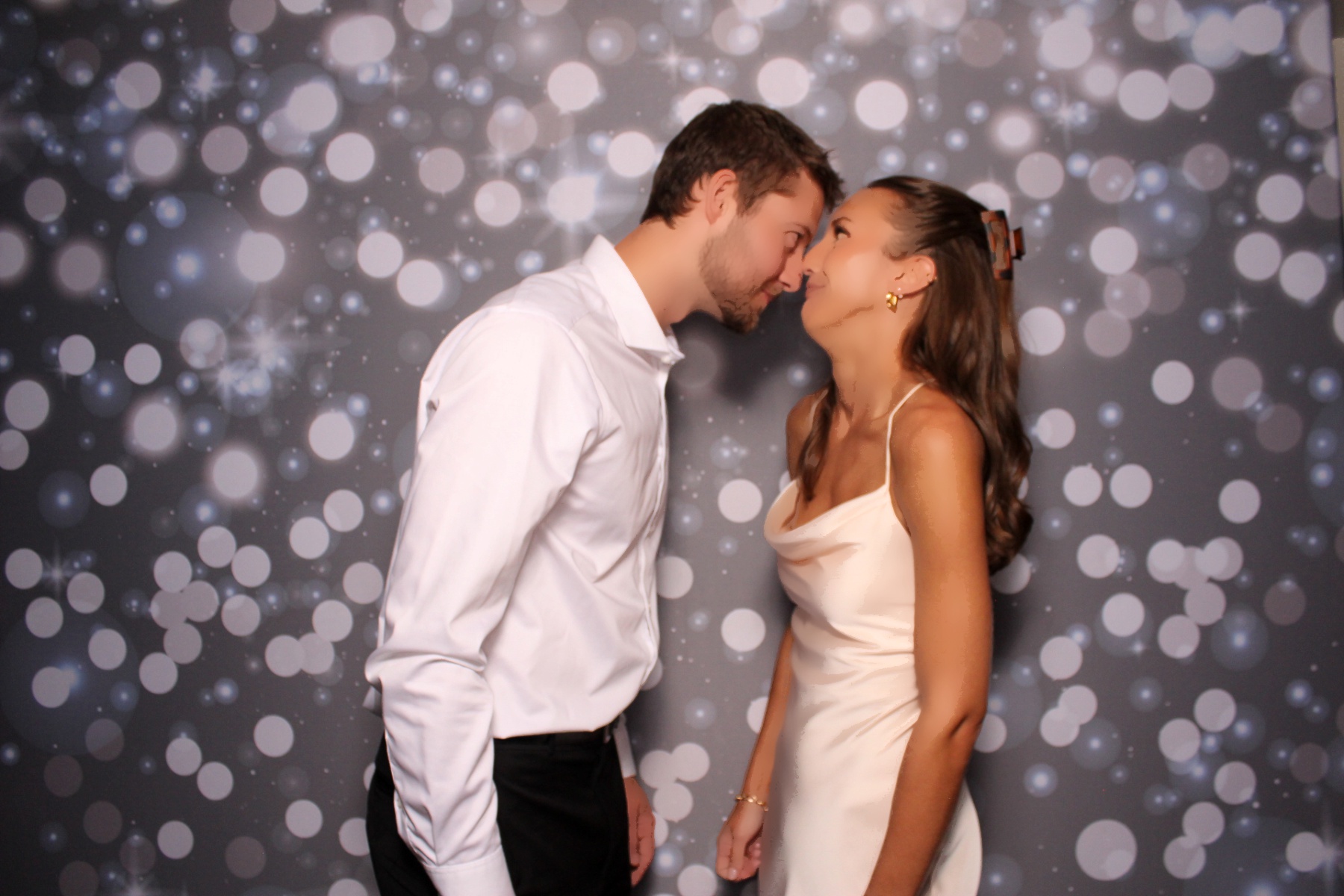 Taylor & Mitchell | View more photos from the event at gallery.photoboothcincy.com/u/PhotoBoothCincy/Taylor-Mitchell
