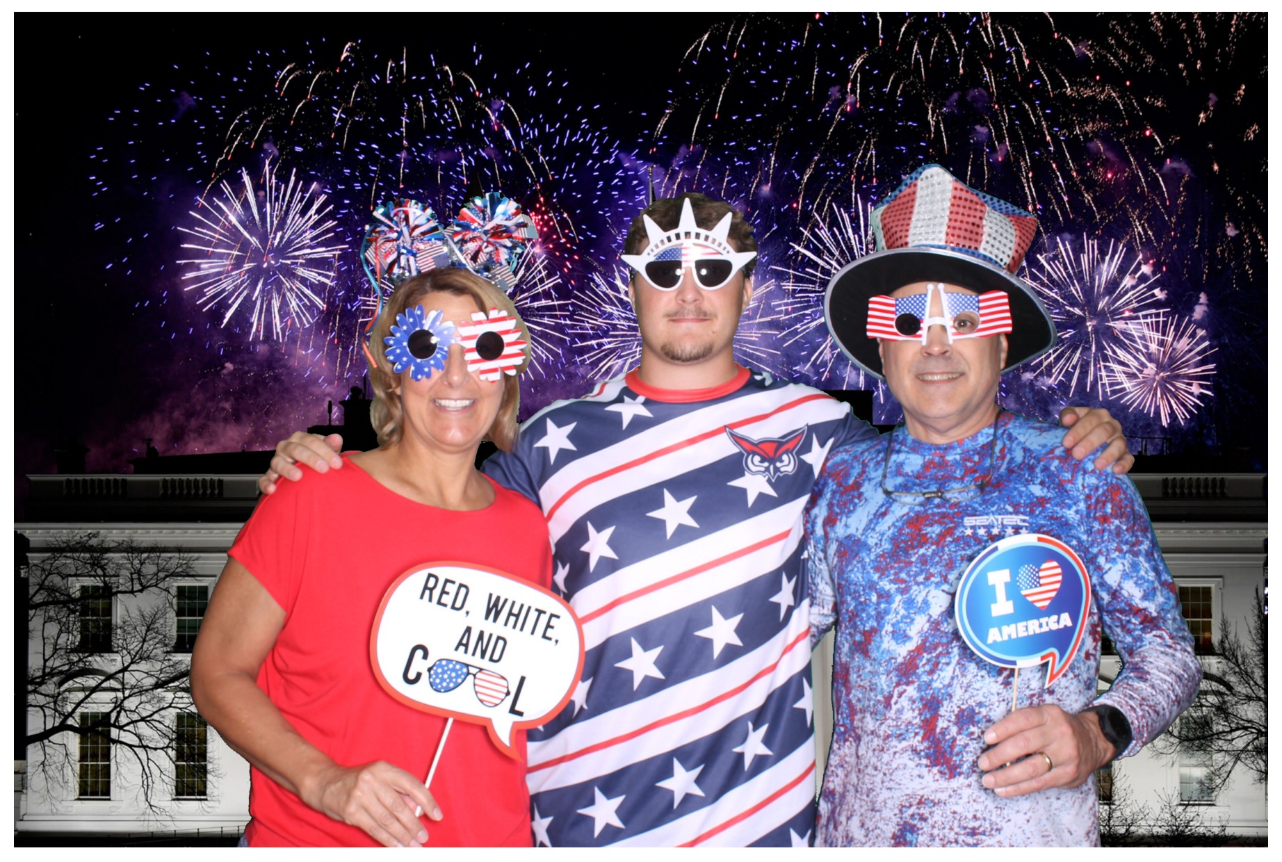 Taylor's July Party!! | View more photos from the event at gallery.photoboothcincy.com/u/PhotoBoothCincy/Taylors-July-Party