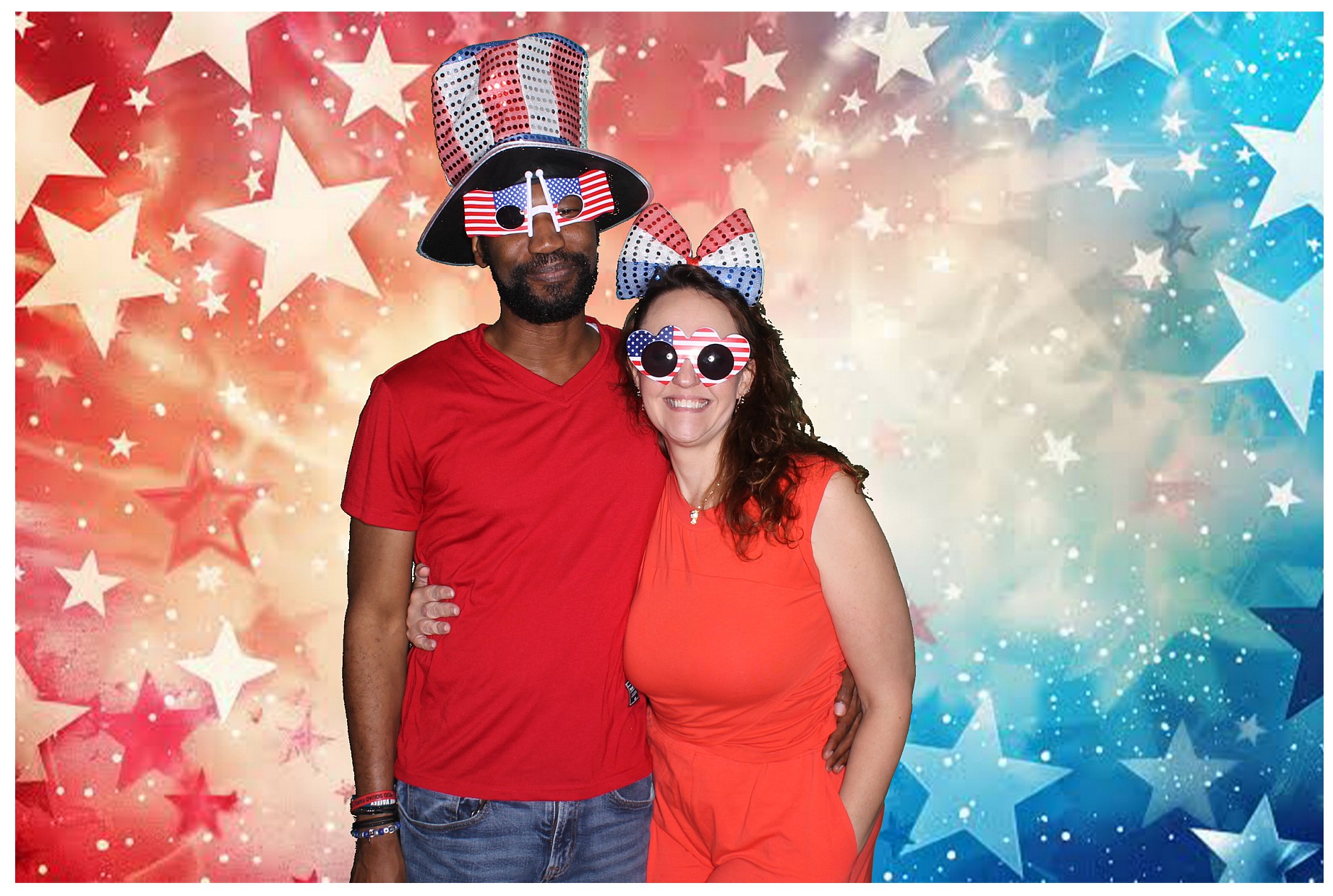 Taylor's July Party!! | View more photos from the event at gallery.photoboothcincy.com/u/PhotoBoothCincy/Taylors-July-Party