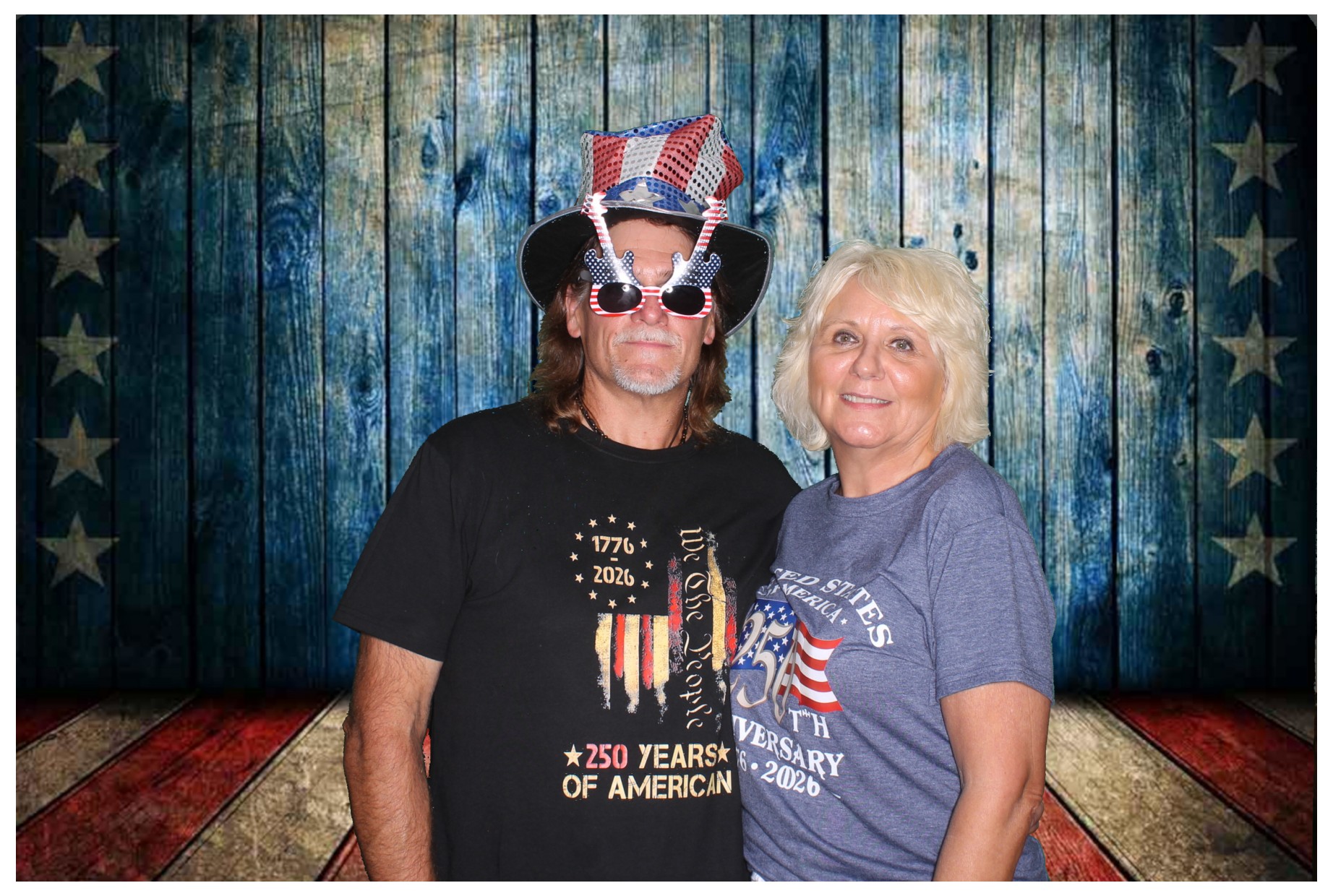 Taylor's July Party!! | View more photos from the event at gallery.photoboothcincy.com/u/PhotoBoothCincy/Taylors-July-Party