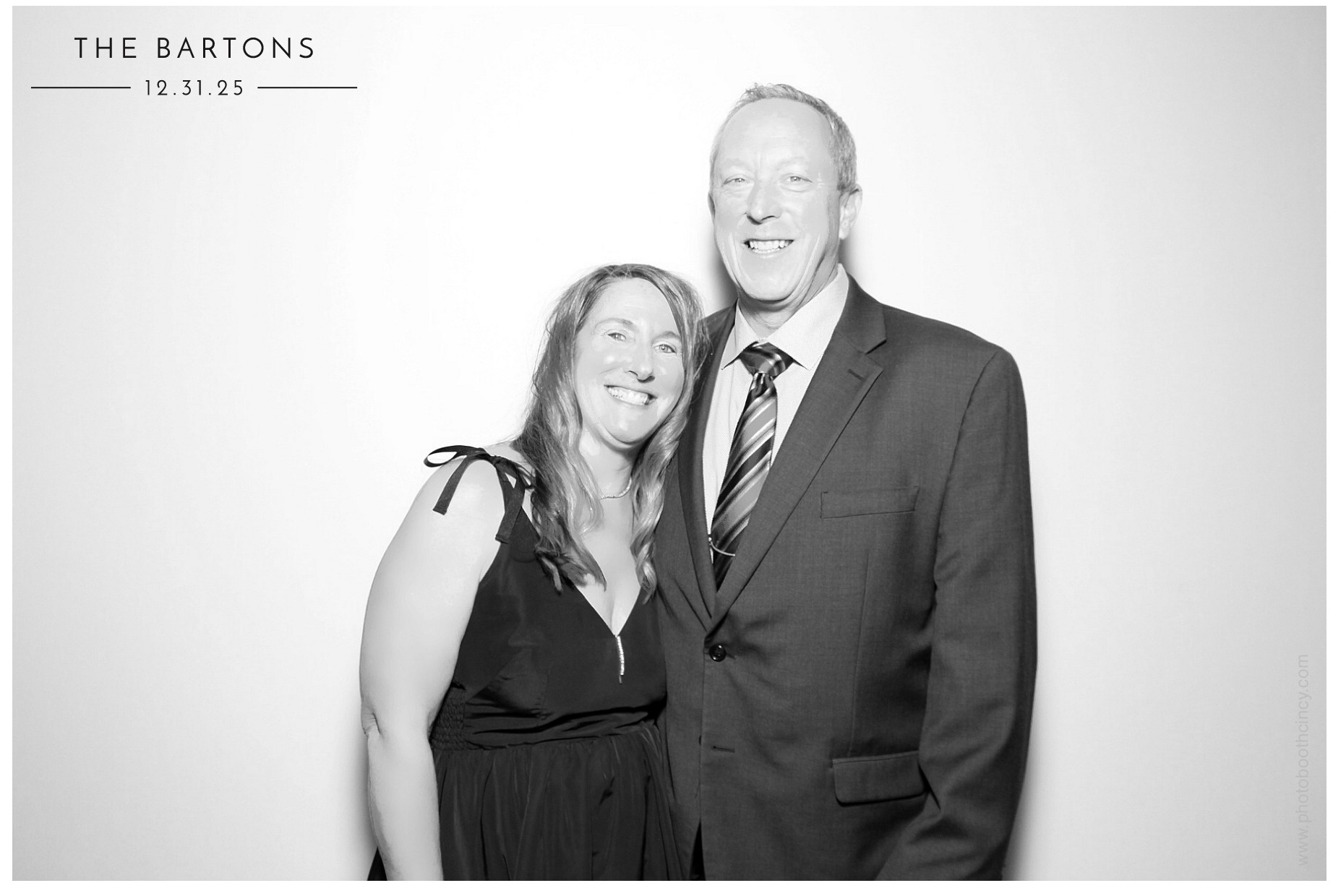 The Bartons | View more photos from the event at gallery.photoboothcincy.com/u/PhotoBoothCincy/The-Bartons