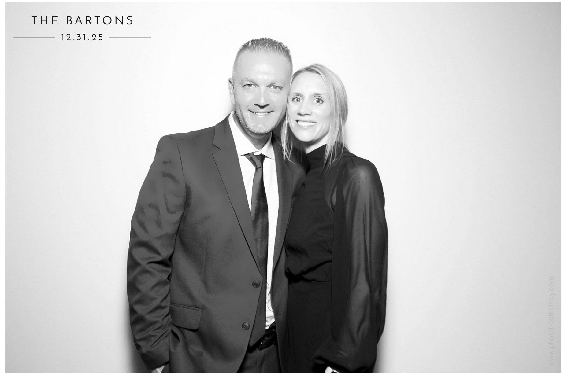 The Bartons | View more photos from the event at gallery.photoboothcincy.com/u/PhotoBoothCincy/The-Bartons