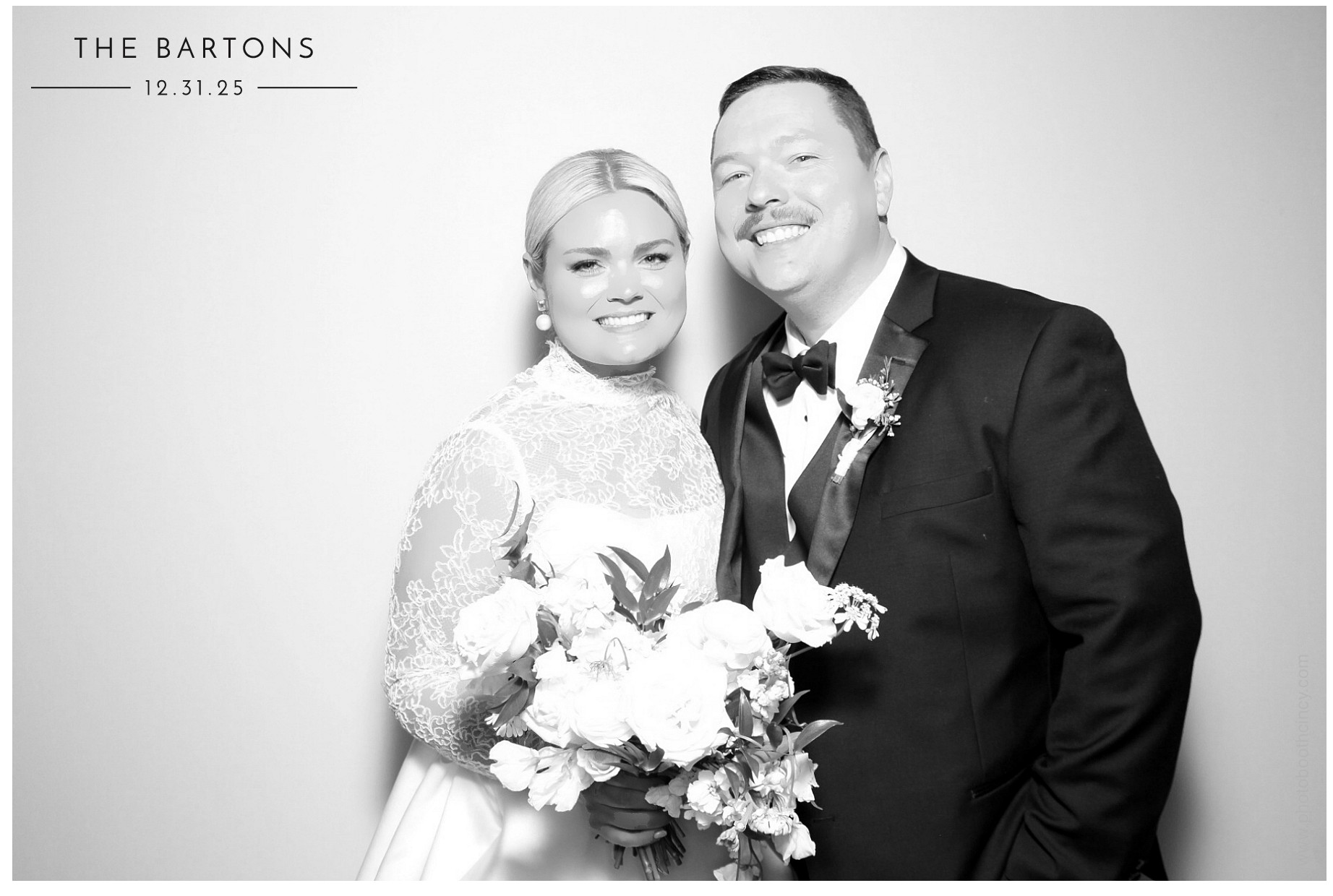 The Bartons | View more photos from the event at gallery.photoboothcincy.com/u/PhotoBoothCincy/The-Bartons