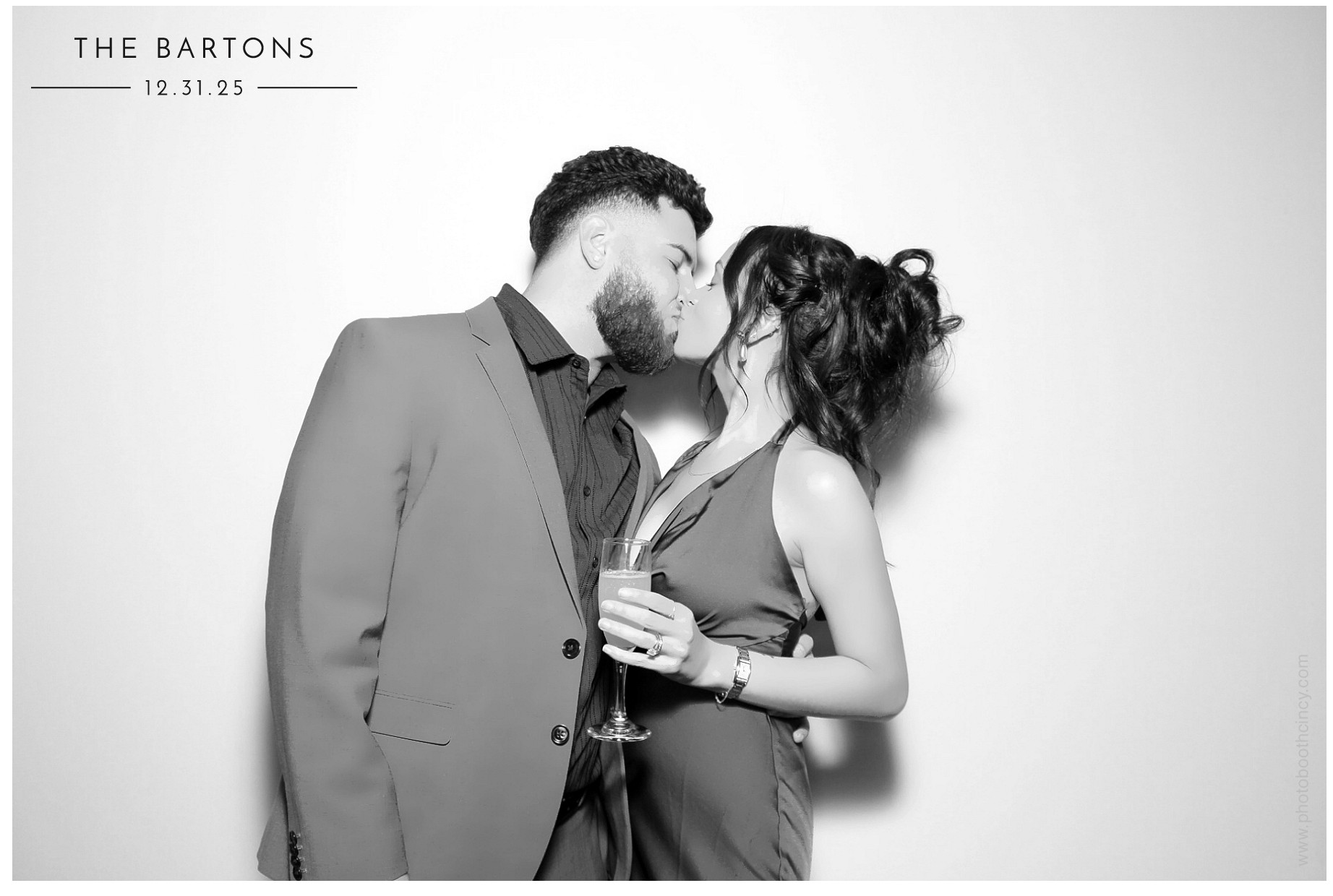 The Bartons | View more photos from the event at gallery.photoboothcincy.com/u/PhotoBoothCincy/The-Bartons