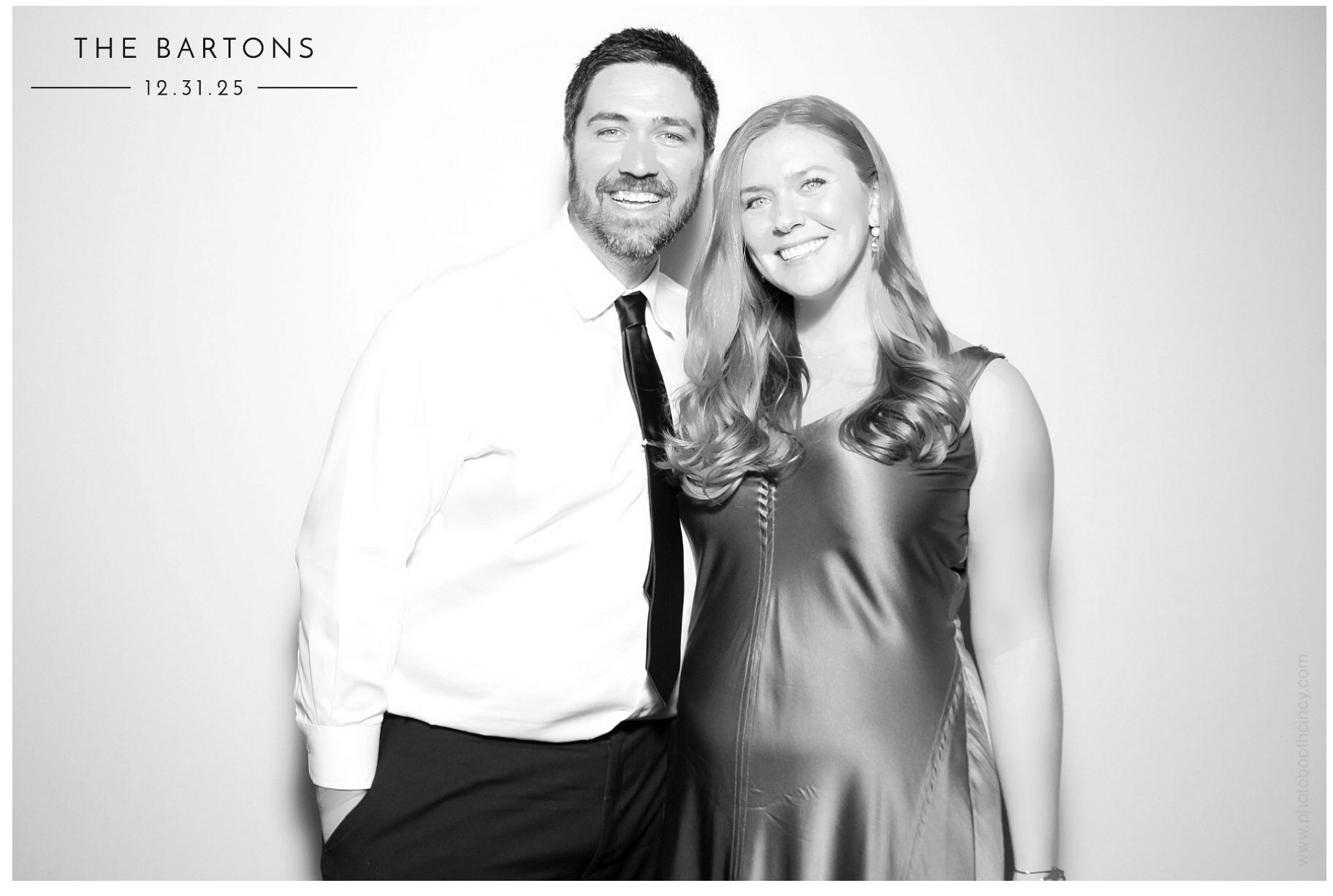 The Bartons | View more photos from the event at gallery.photoboothcincy.com/u/PhotoBoothCincy/The-Bartons