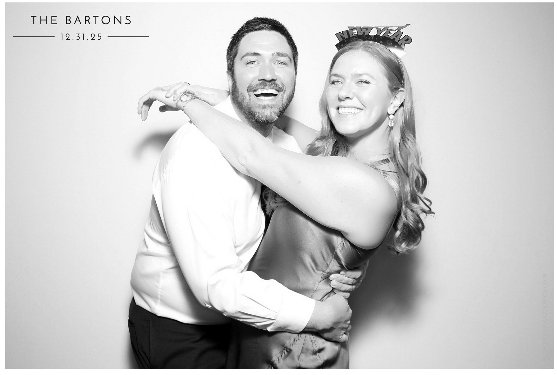 The Bartons | View more photos from the event at gallery.photoboothcincy.com/u/PhotoBoothCincy/The-Bartons