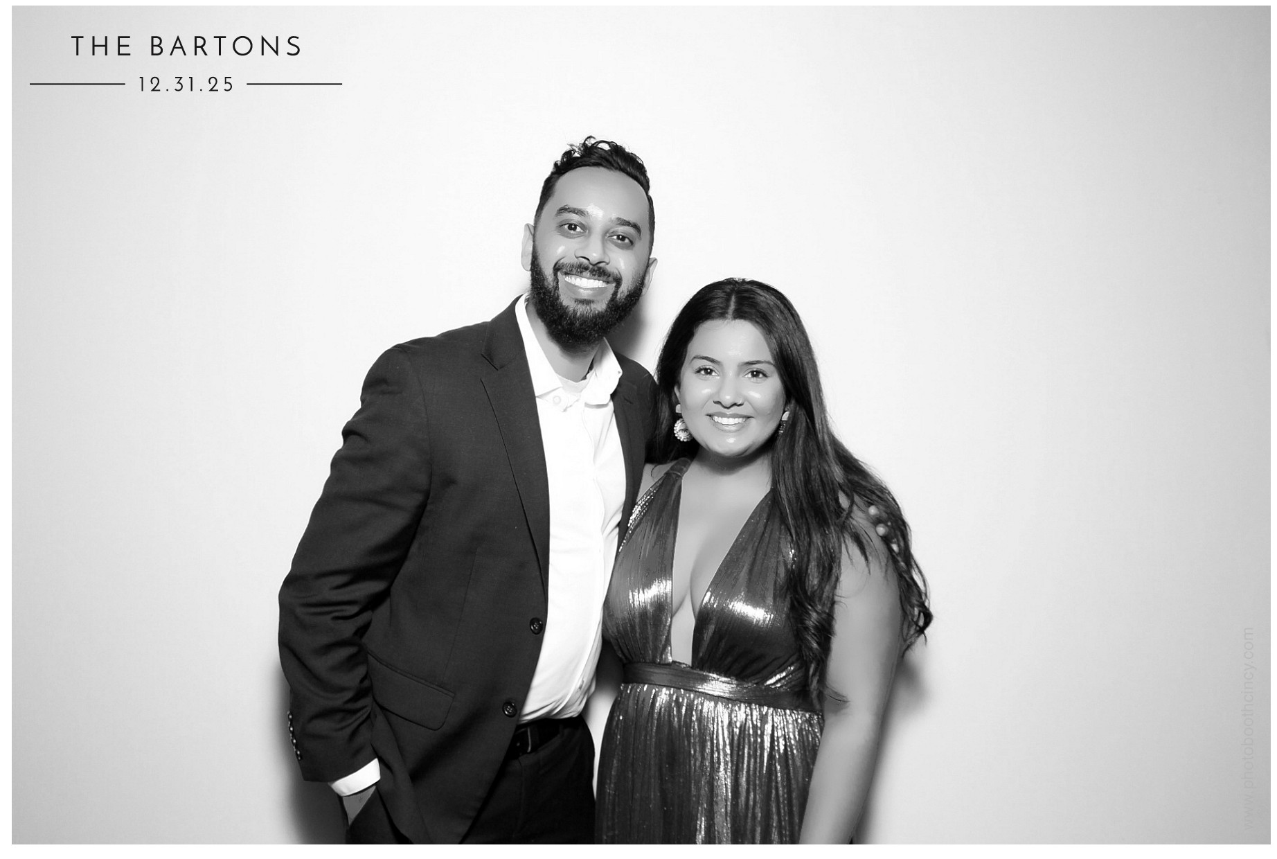The Bartons | View more photos from the event at gallery.photoboothcincy.com/u/PhotoBoothCincy/The-Bartons