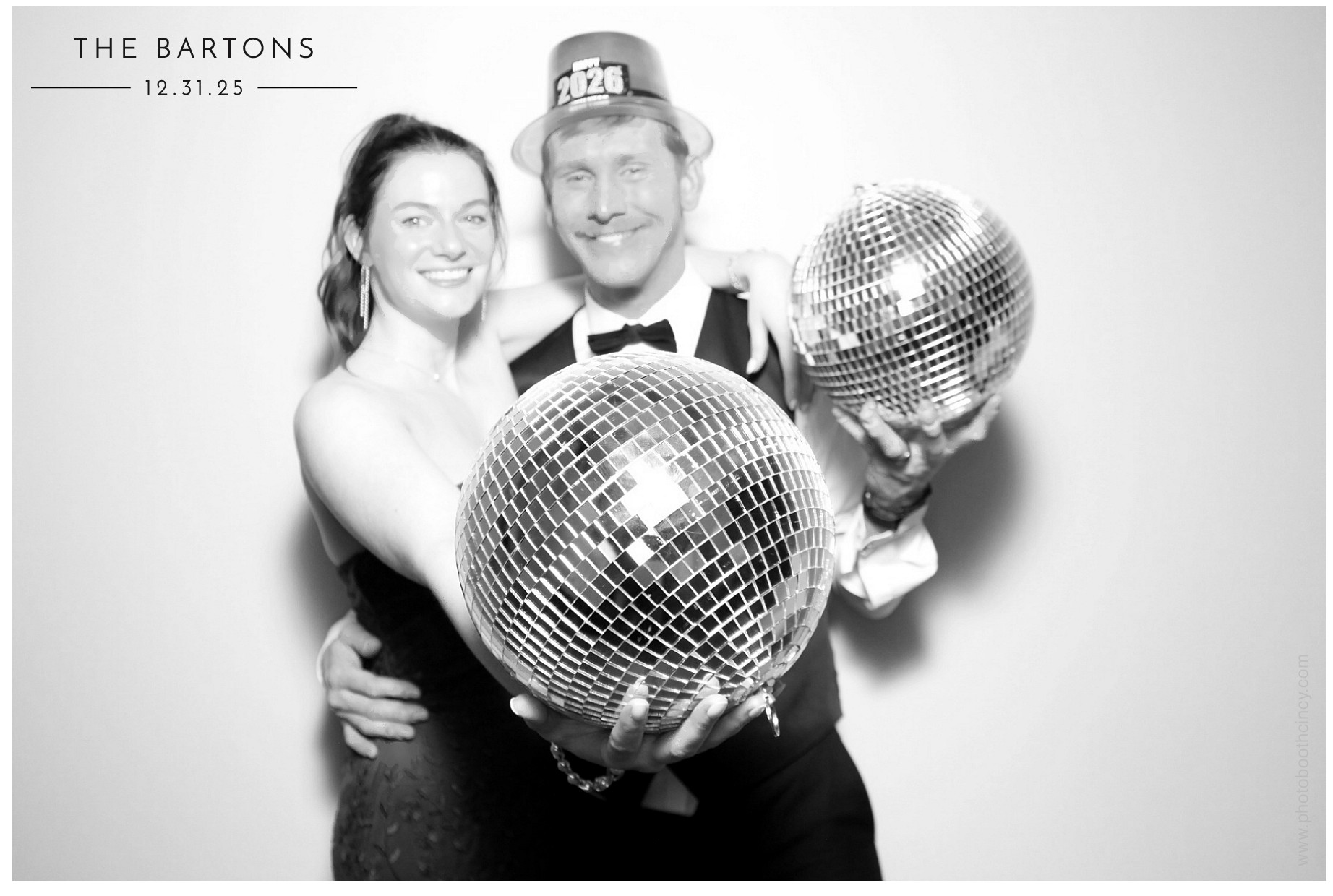 The Bartons | View more photos from the event at gallery.photoboothcincy.com/u/PhotoBoothCincy/The-Bartons