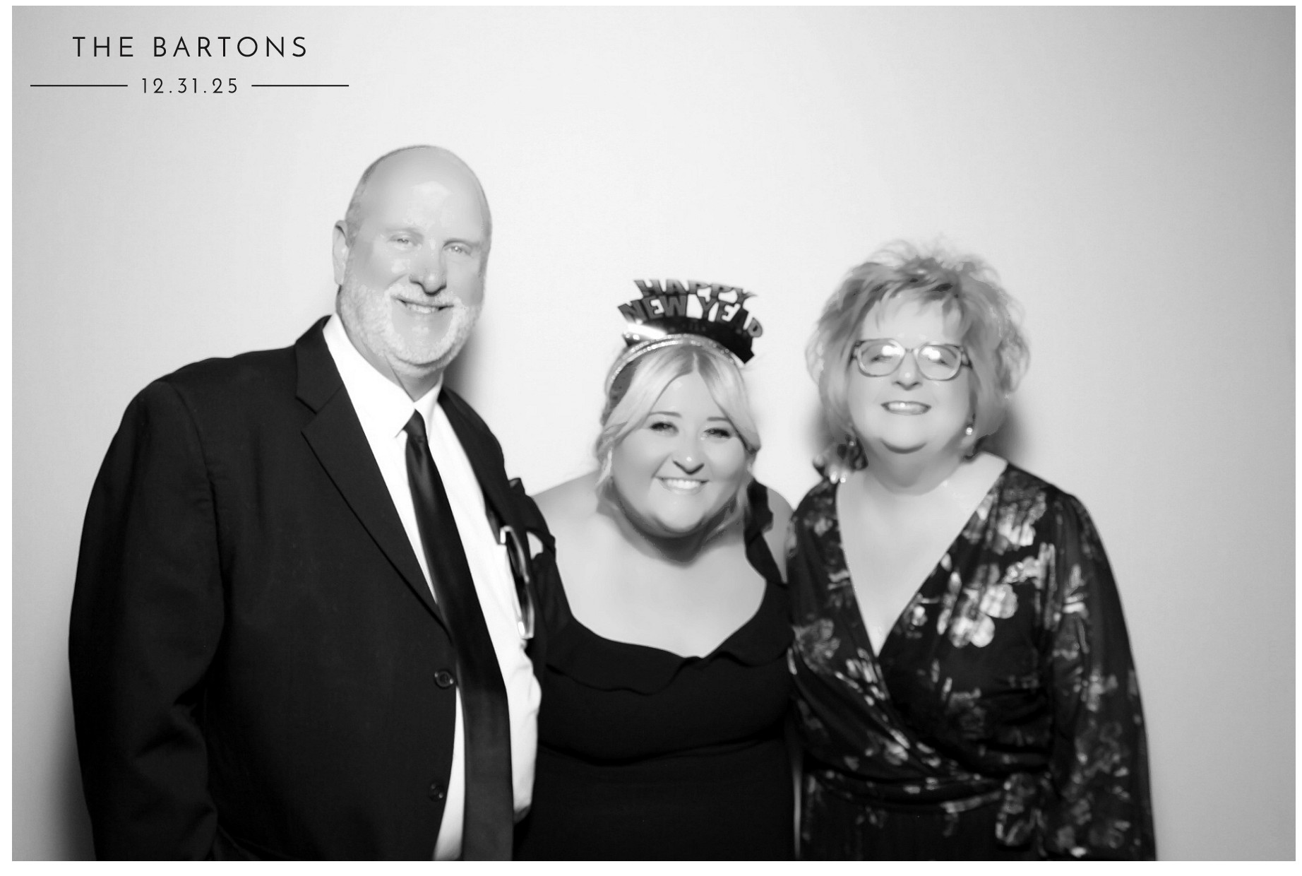 The Bartons | View more photos from the event at gallery.photoboothcincy.com/u/PhotoBoothCincy/The-Bartons