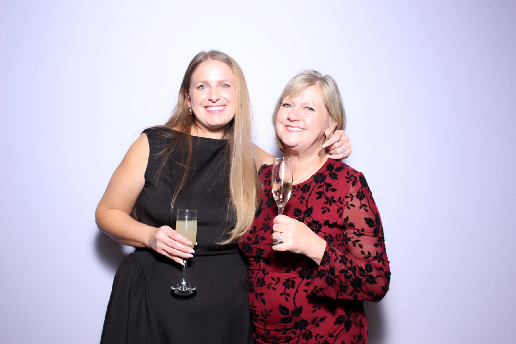 The Bartons | View more photos from the event at gallery.photoboothcincy.com/u/PhotoBoothCincy/The-Bartons