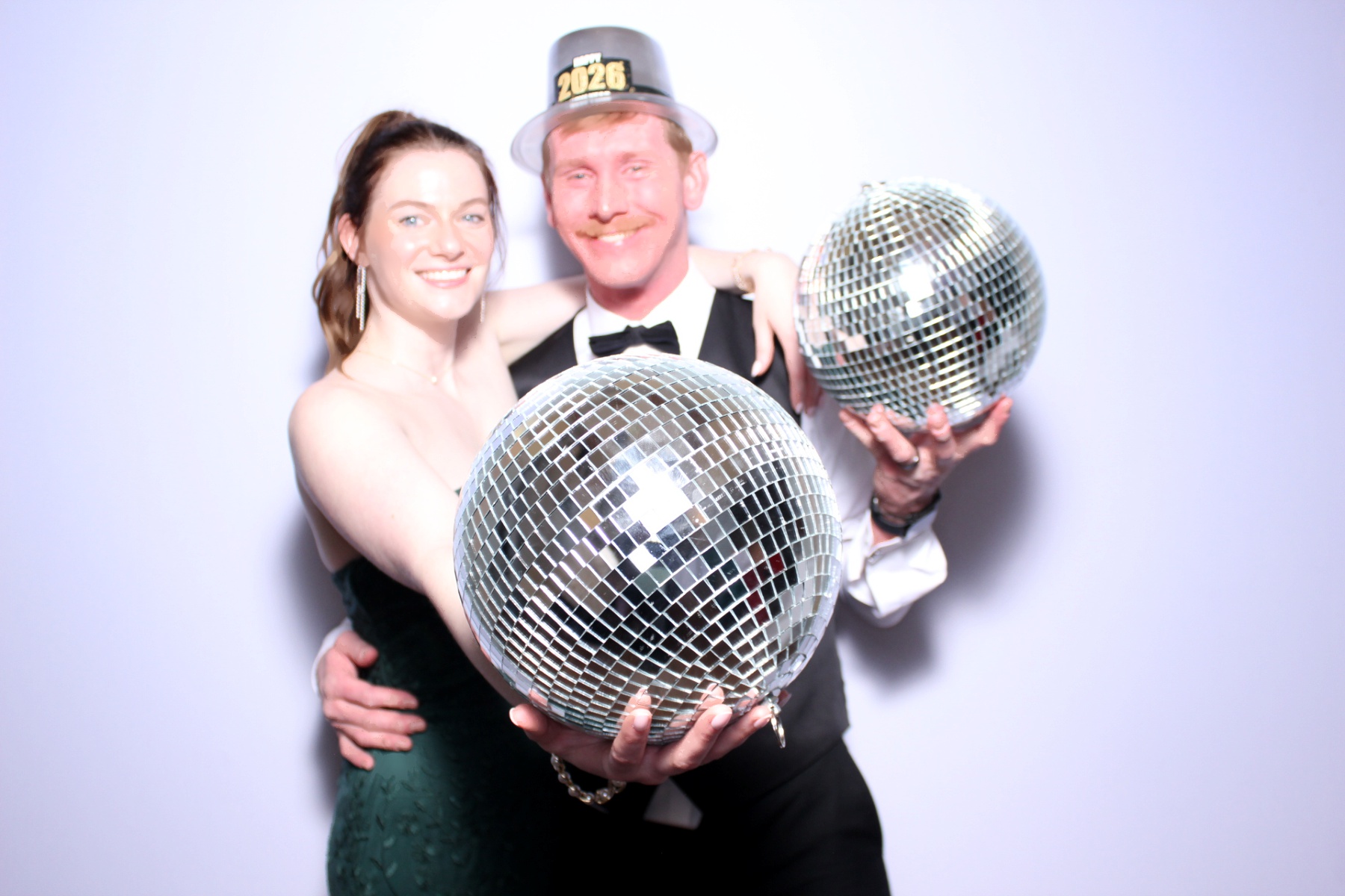 The Bartons | View more photos from the event at gallery.photoboothcincy.com/u/PhotoBoothCincy/The-Bartons