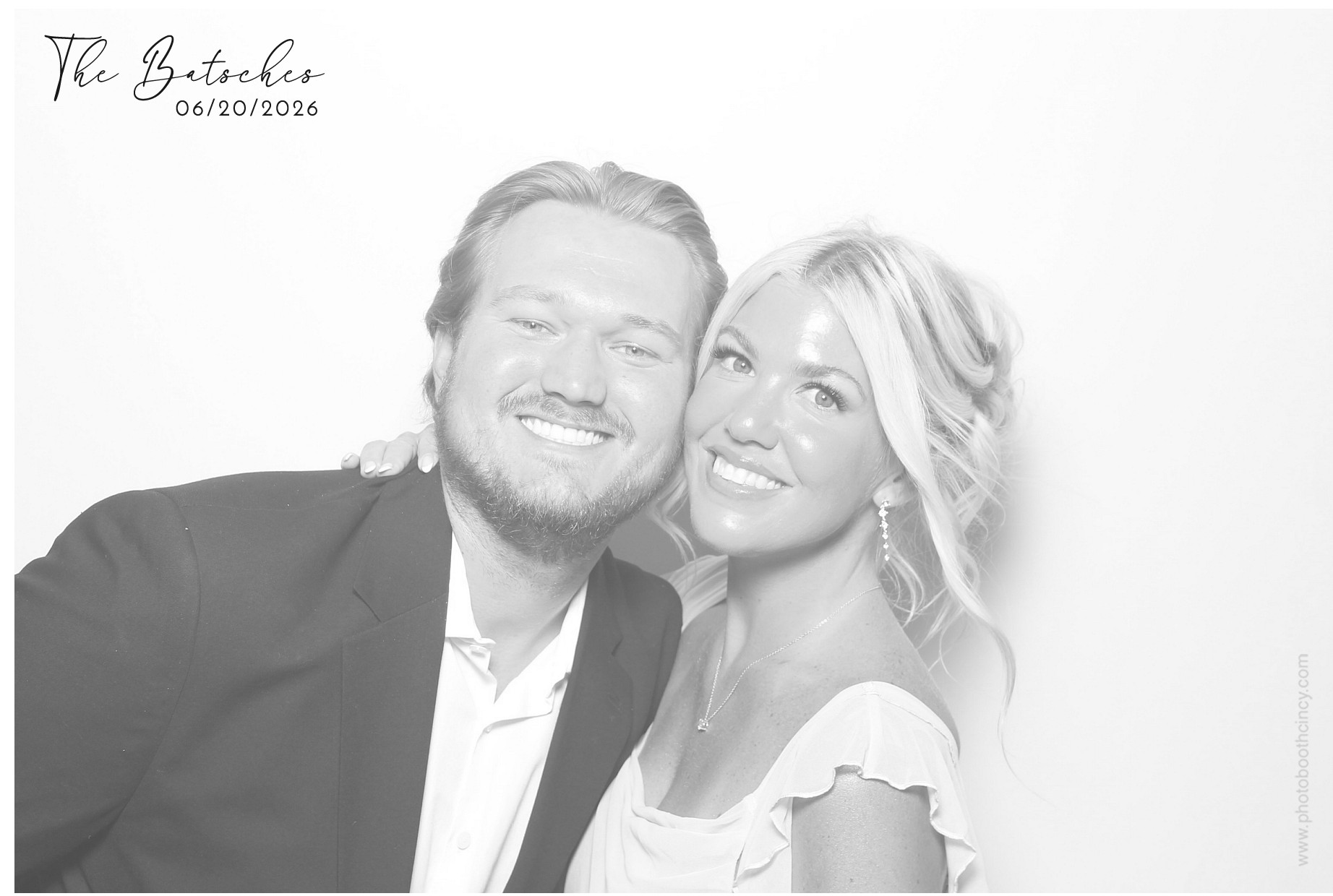 The Batsches | View more photos from the event at gallery.photoboothcincy.com/u/PhotoBoothCincy/The-Batsches