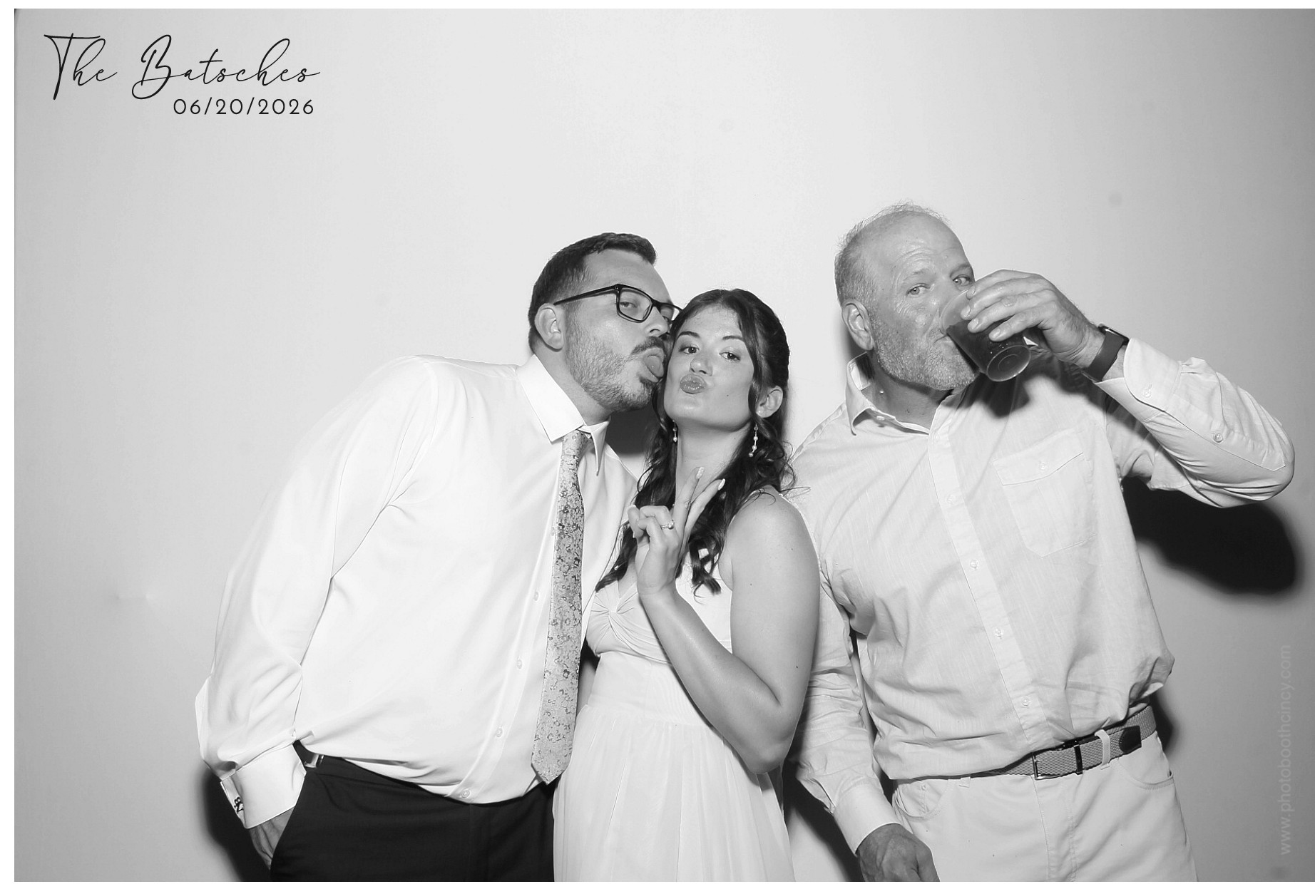 The Batsches | View more photos from the event at gallery.photoboothcincy.com/u/PhotoBoothCincy/The-Batsches