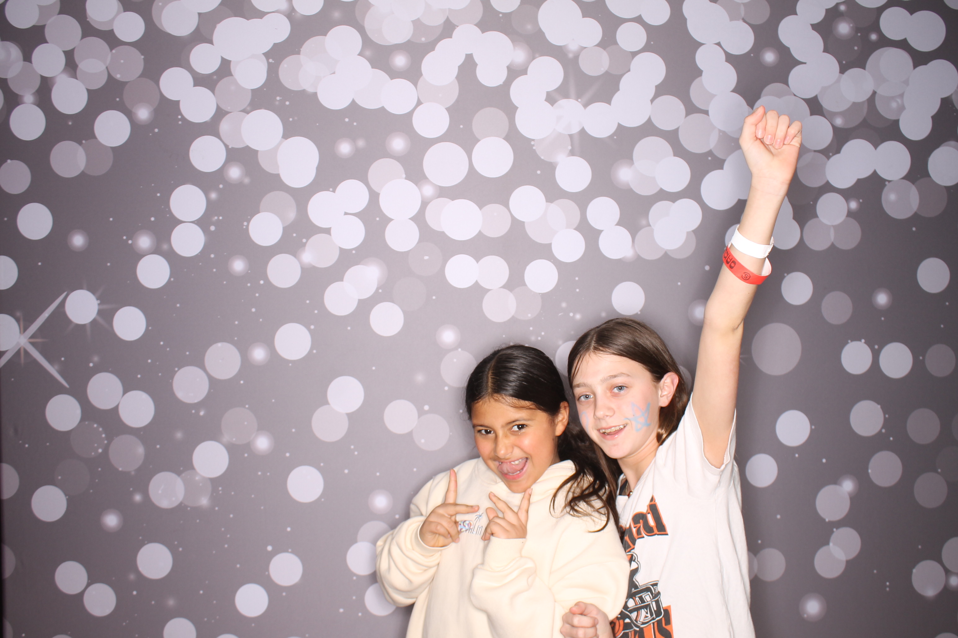 The Big Night Friday | View more photos from the event at gallery.photoboothcincy.com/u/PhotoBoothCincy/The-Big-Night-Friday