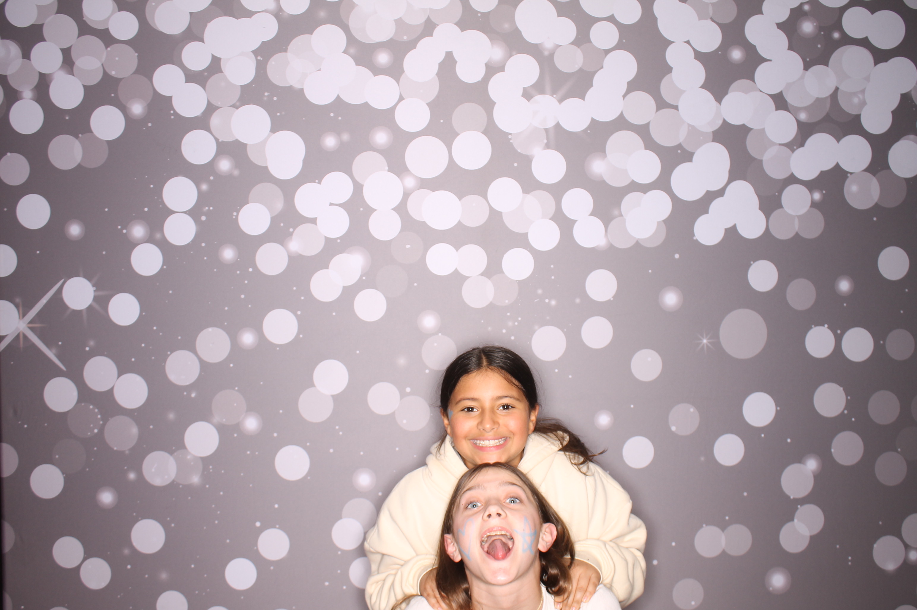 The Big Night Friday | View more photos from the event at gallery.photoboothcincy.com/u/PhotoBoothCincy/The-Big-Night-Friday