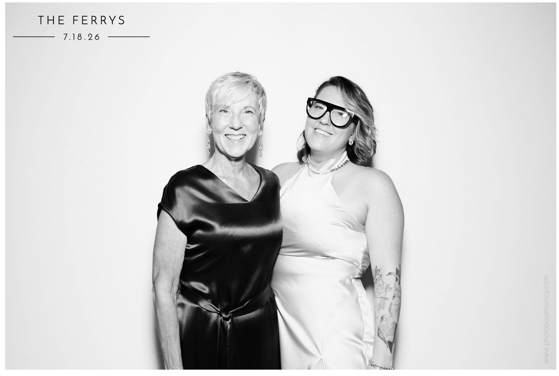 The Ferrys | View more photos from the event at gallery.photoboothcincy.com/u/PhotoBoothCincy/The-Ferrys