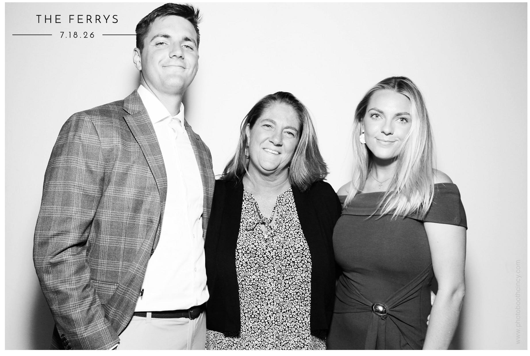 The Ferrys | View more photos from the event at gallery.photoboothcincy.com/u/PhotoBoothCincy/The-Ferrys