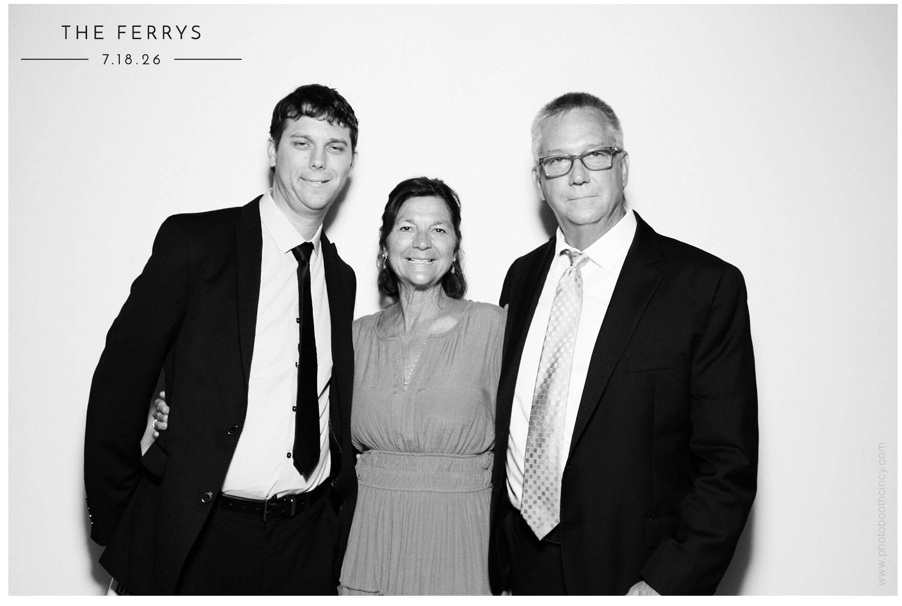 The Ferrys | View more photos from the event at gallery.photoboothcincy.com/u/PhotoBoothCincy/The-Ferrys