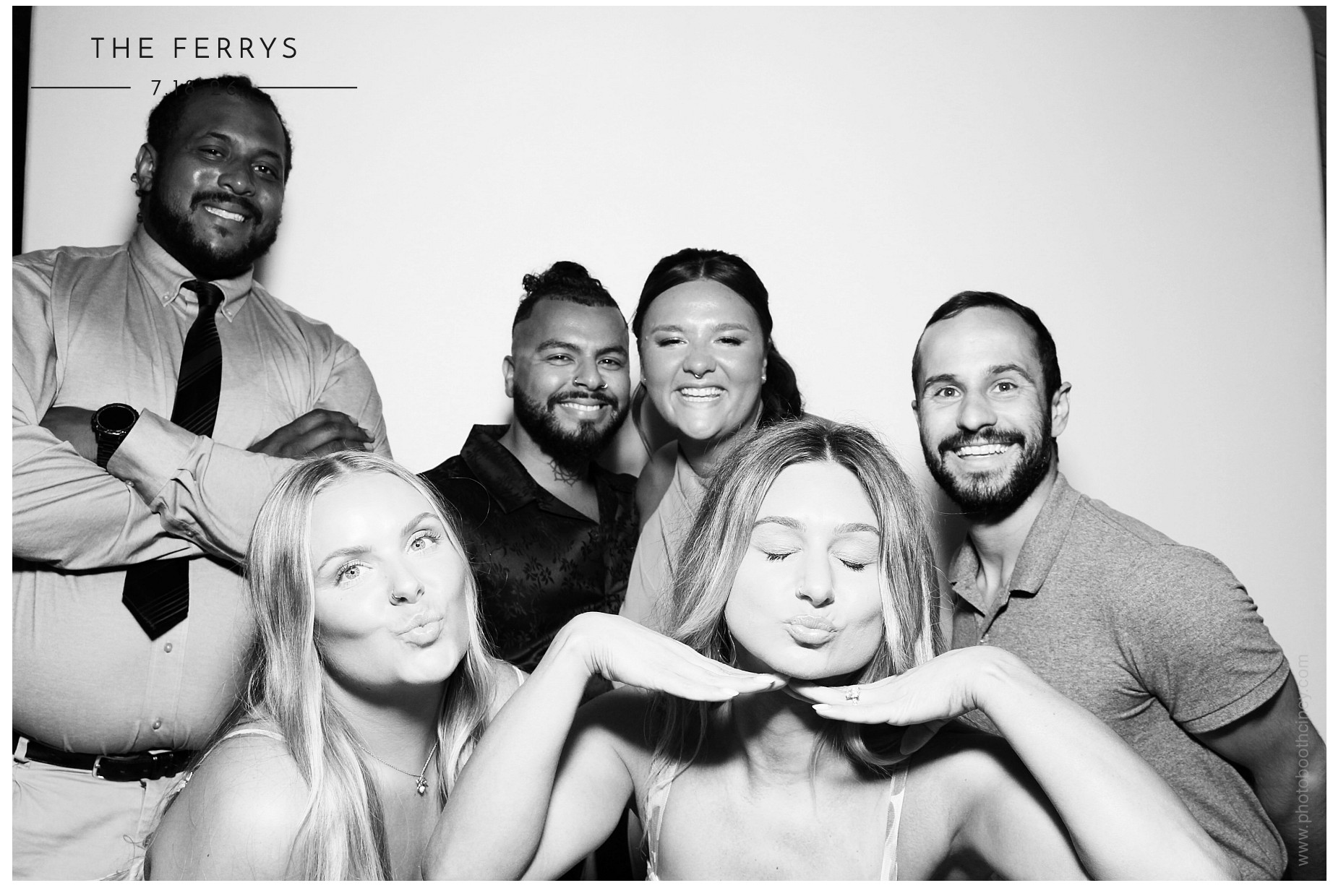 The Ferrys | View more photos from the event at gallery.photoboothcincy.com/u/PhotoBoothCincy/The-Ferrys