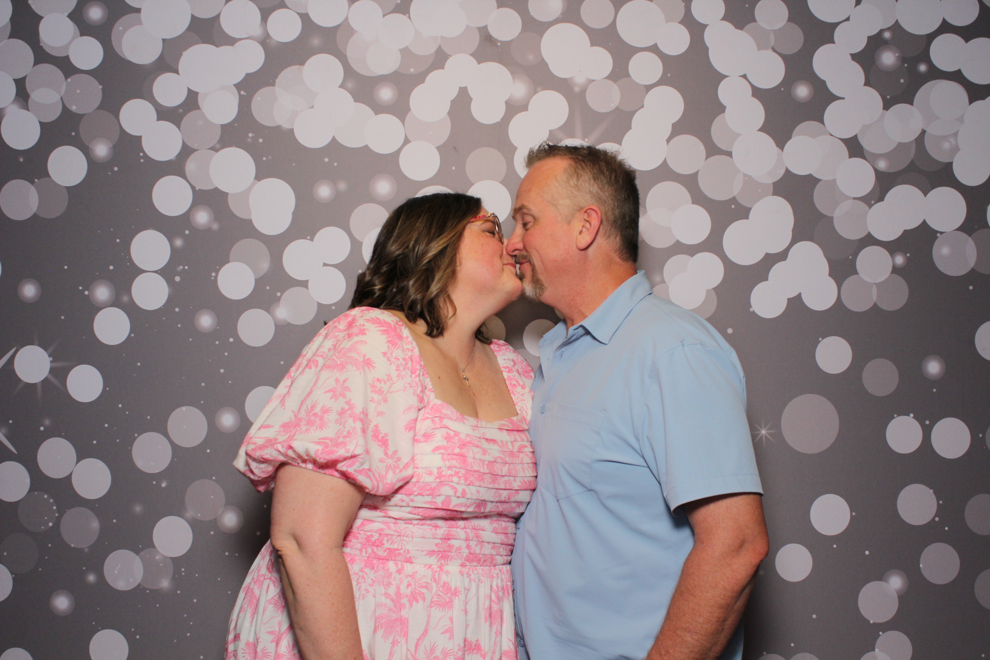 The Floyd's Reception | View more photos from the event at gallery.photoboothcincy.com/u/PhotoBoothCincy/The-Floyds-Reception