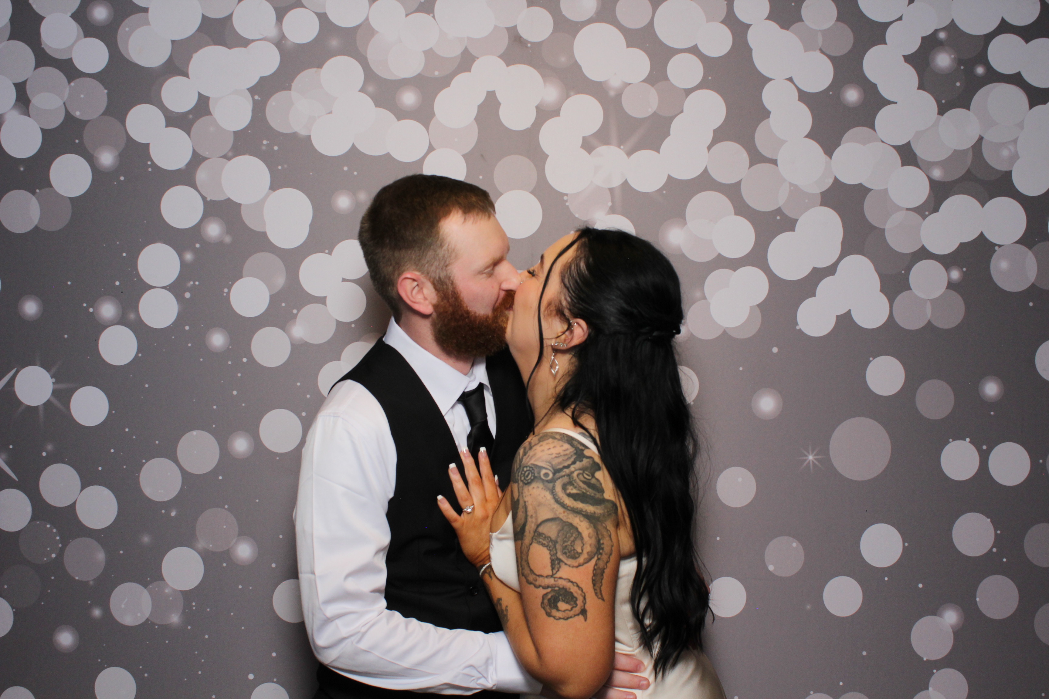 The Floyd's Reception | View more photos from the event at gallery.photoboothcincy.com/u/PhotoBoothCincy/The-Floyds-Reception