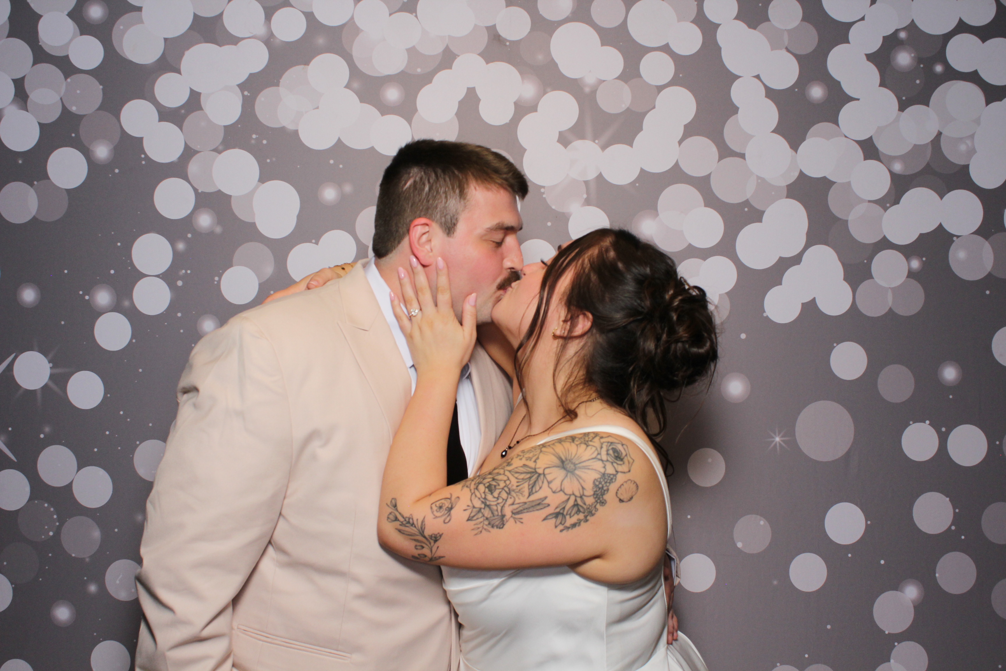 The Floyd's Reception | View more photos from the event at gallery.photoboothcincy.com/u/PhotoBoothCincy/The-Floyds-Reception