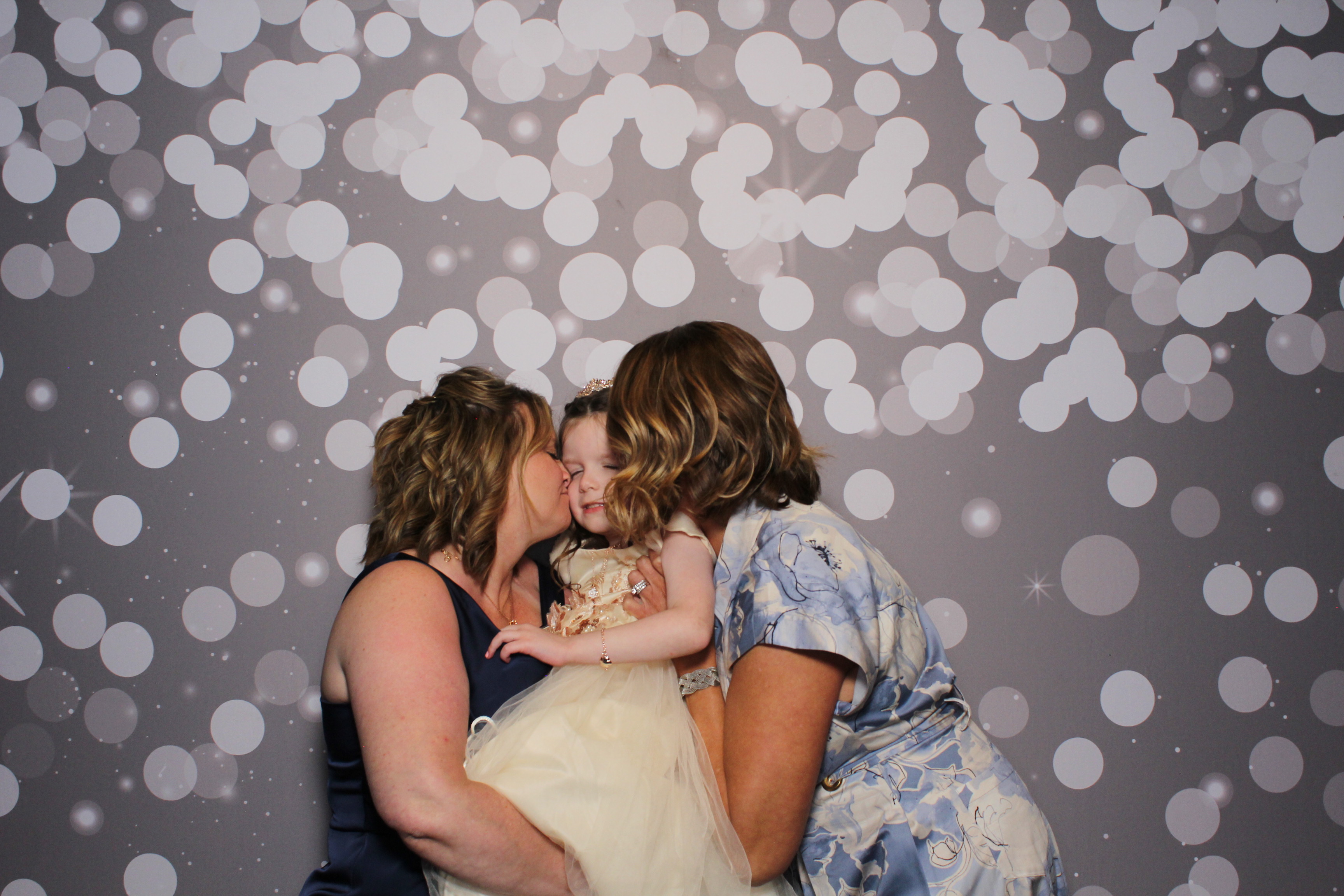 The Floyd's Reception | View more photos from the event at gallery.photoboothcincy.com/u/PhotoBoothCincy/The-Floyds-Reception