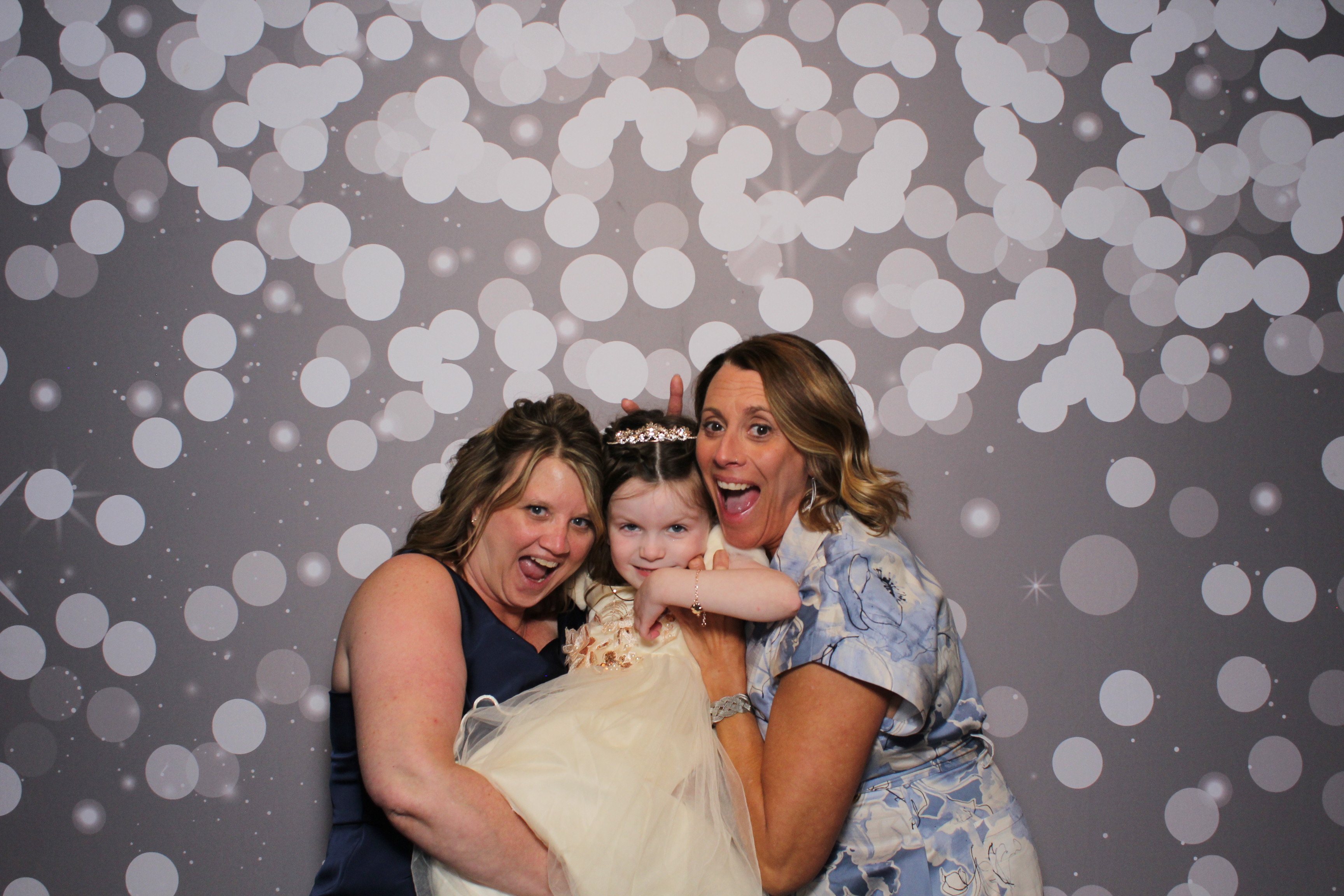 The Floyd's Reception | View more photos from the event at gallery.photoboothcincy.com/u/PhotoBoothCincy/The-Floyds-Reception