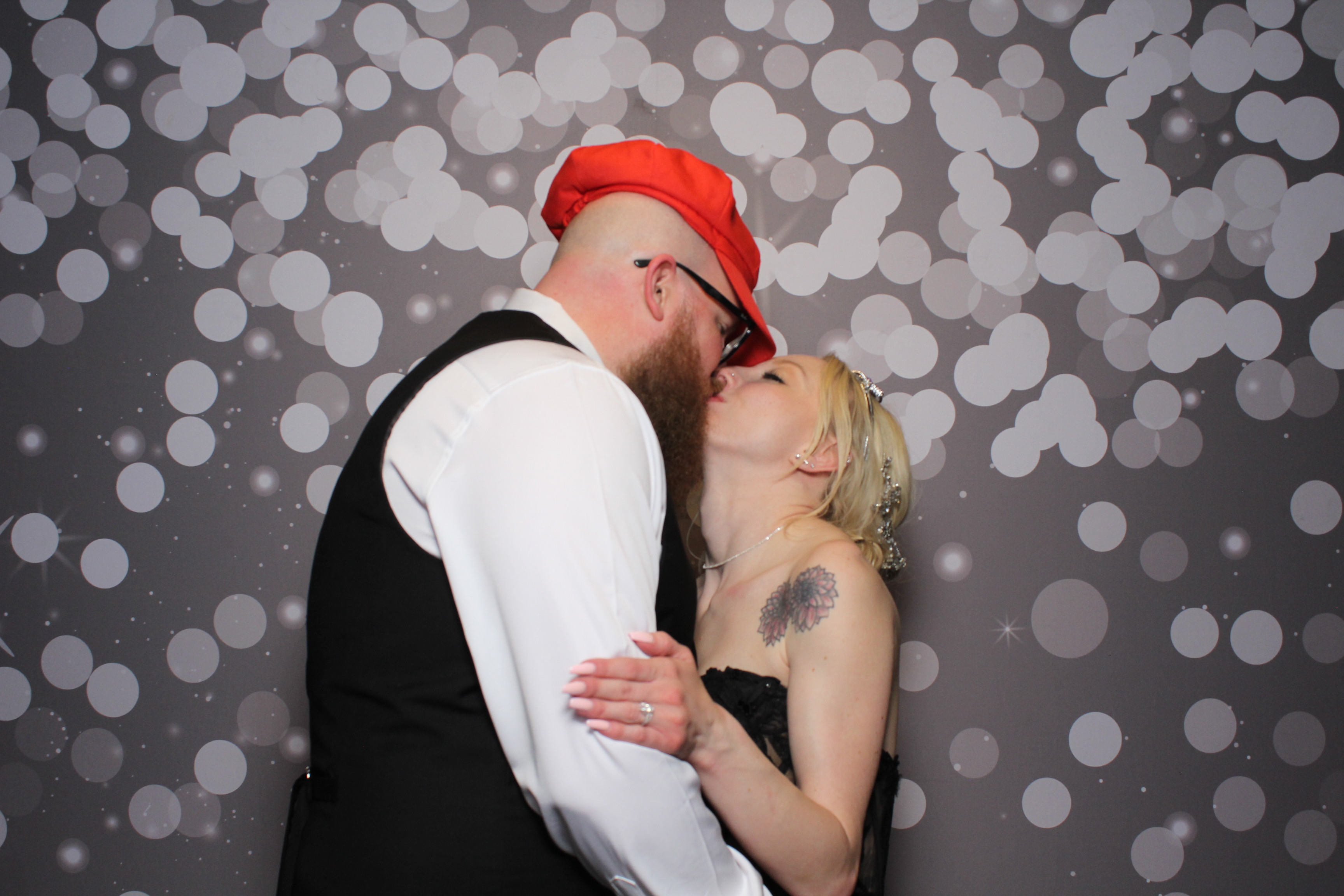 The Floyd's Reception | View more photos from the event at gallery.photoboothcincy.com/u/PhotoBoothCincy/The-Floyds-Reception