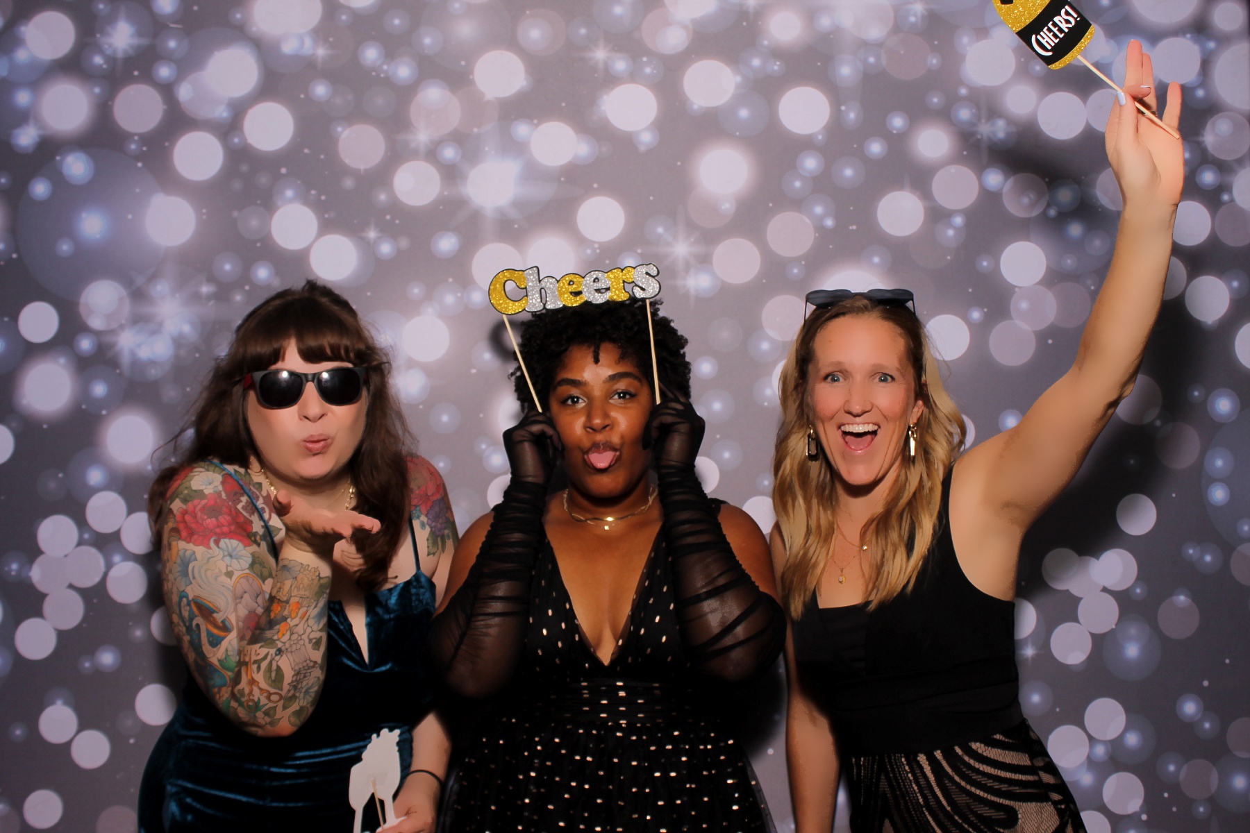 The Givys | View more photos from the event at gallery.photoboothcincy.com/u/PhotoBoothCincy/The-Givys