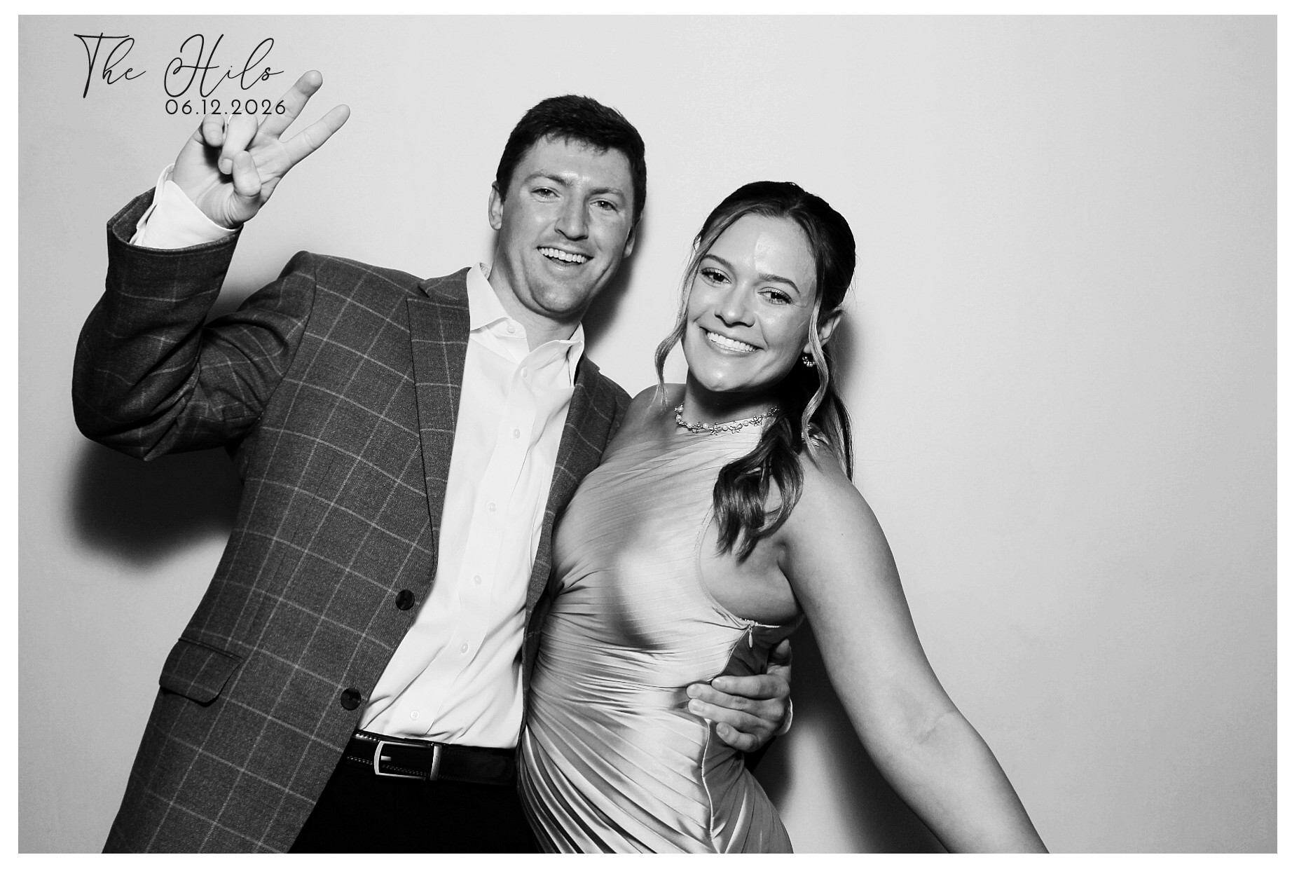 The Hils | View more photos from the event at gallery.photoboothcincy.com/u/PhotoBoothCincy/The-Hils