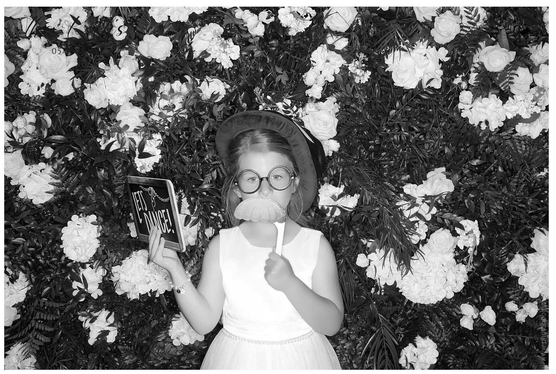 The Koch's Wedding | View more photos from the event at gallery.photoboothcincy.com/u/PhotoBoothCincy/The-Kochs-Wedding
